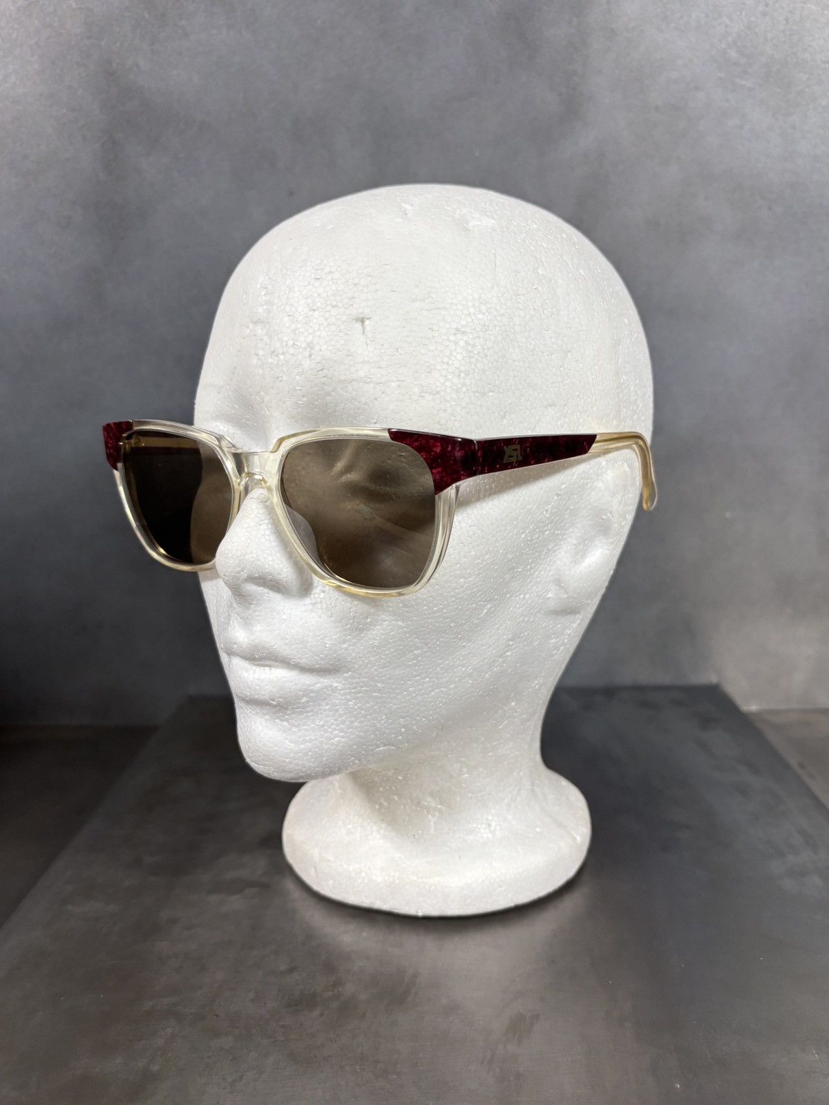 Yves Saint Laurent 1980s YSL Sunglasses 90s Vintage Yves Saint Laurent Cephale Size ONE SIZE - 18 Thumbnail
