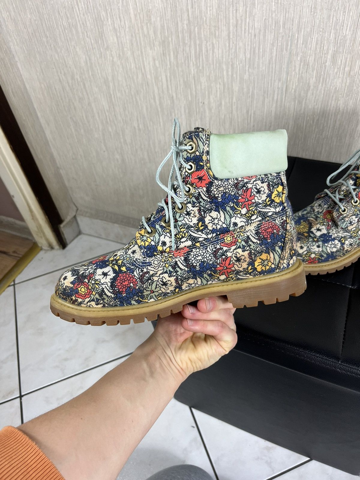 Timberland × Vintage Timberland floral boots shoes full all over print Size US 7.5 / IT 37.5 - 6 Thumbnail