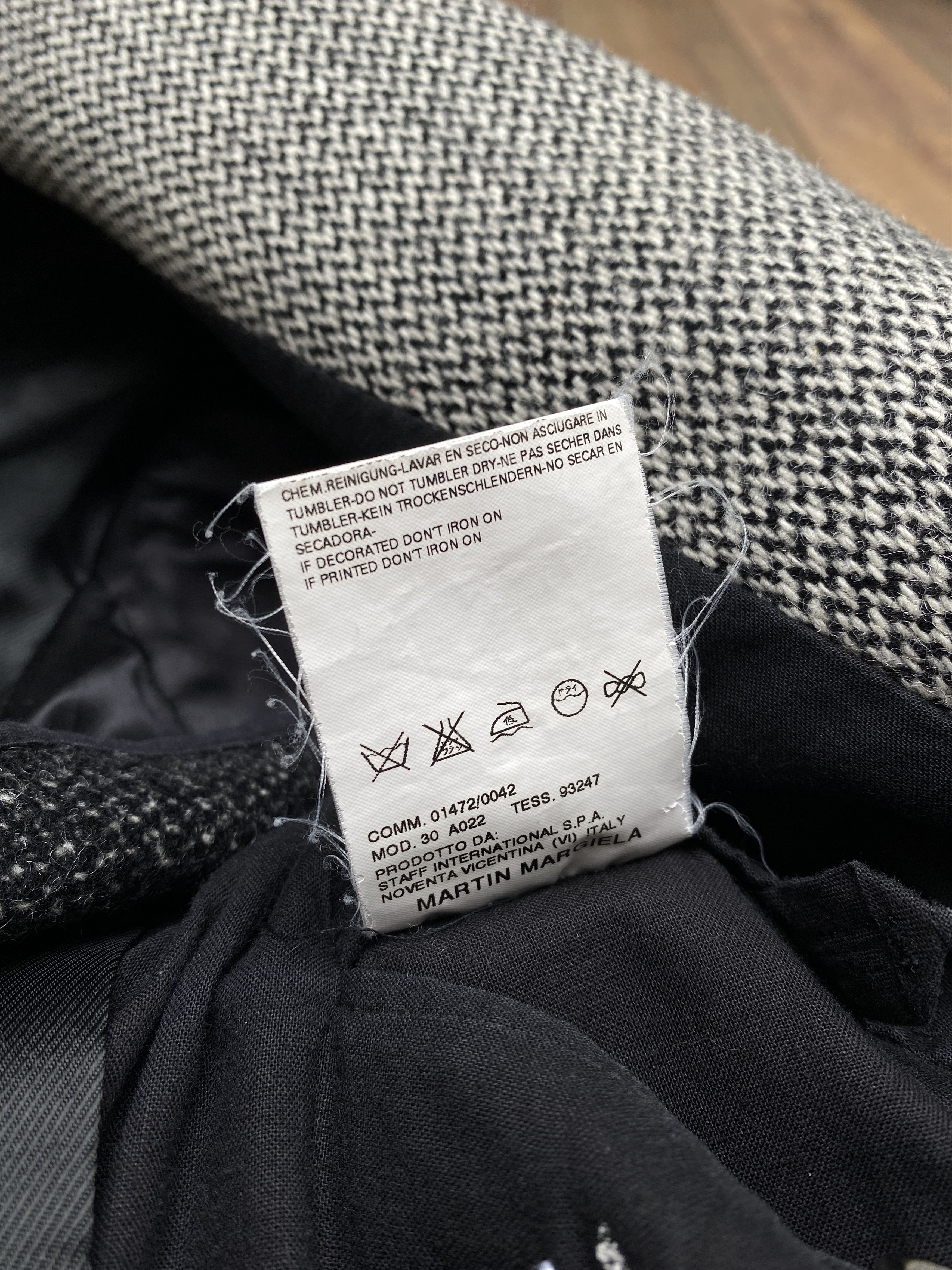 Maison Margiela Archive FW 2004 Grey / Black Herringbone Long Coat Size US M / EU 48-50 / 2 - 6 Thumbnail