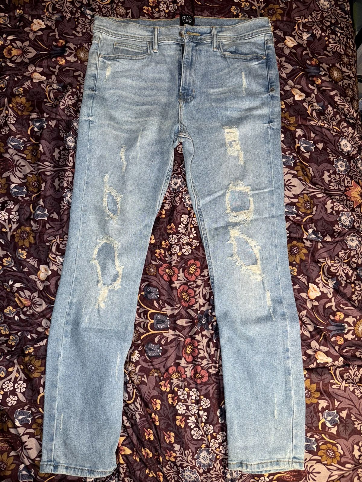 Bdg Distressed Skinny Stretch Jean Size US 34 / EU 50 - 1 Thumbnail