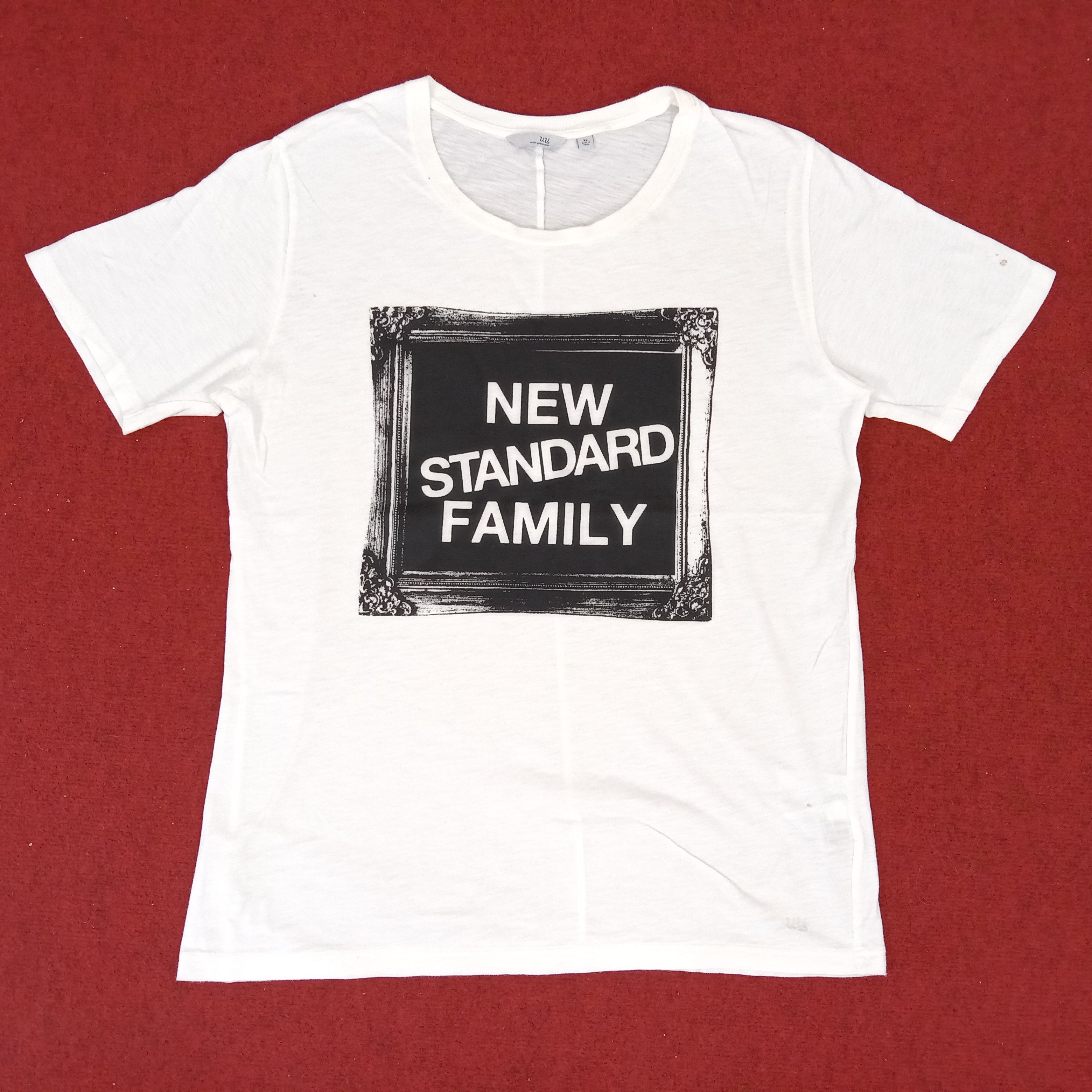 Japanese Brand Uniqlo Undercover Japanese Brand Center Design Tshirt Size US L / EU 52-54 / 3 - 1 Thumbnail