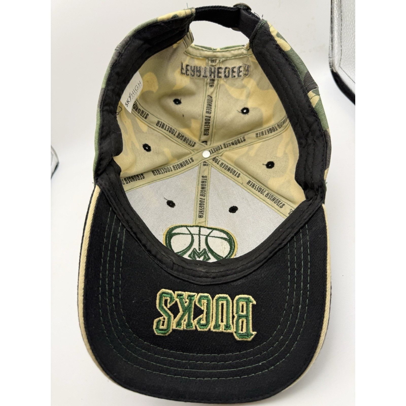NBA NBA Milwaukee Bucks Camo “Fear The Deer” BMO Adjustable Cap Size ONE SIZE - 4 Thumbnail
