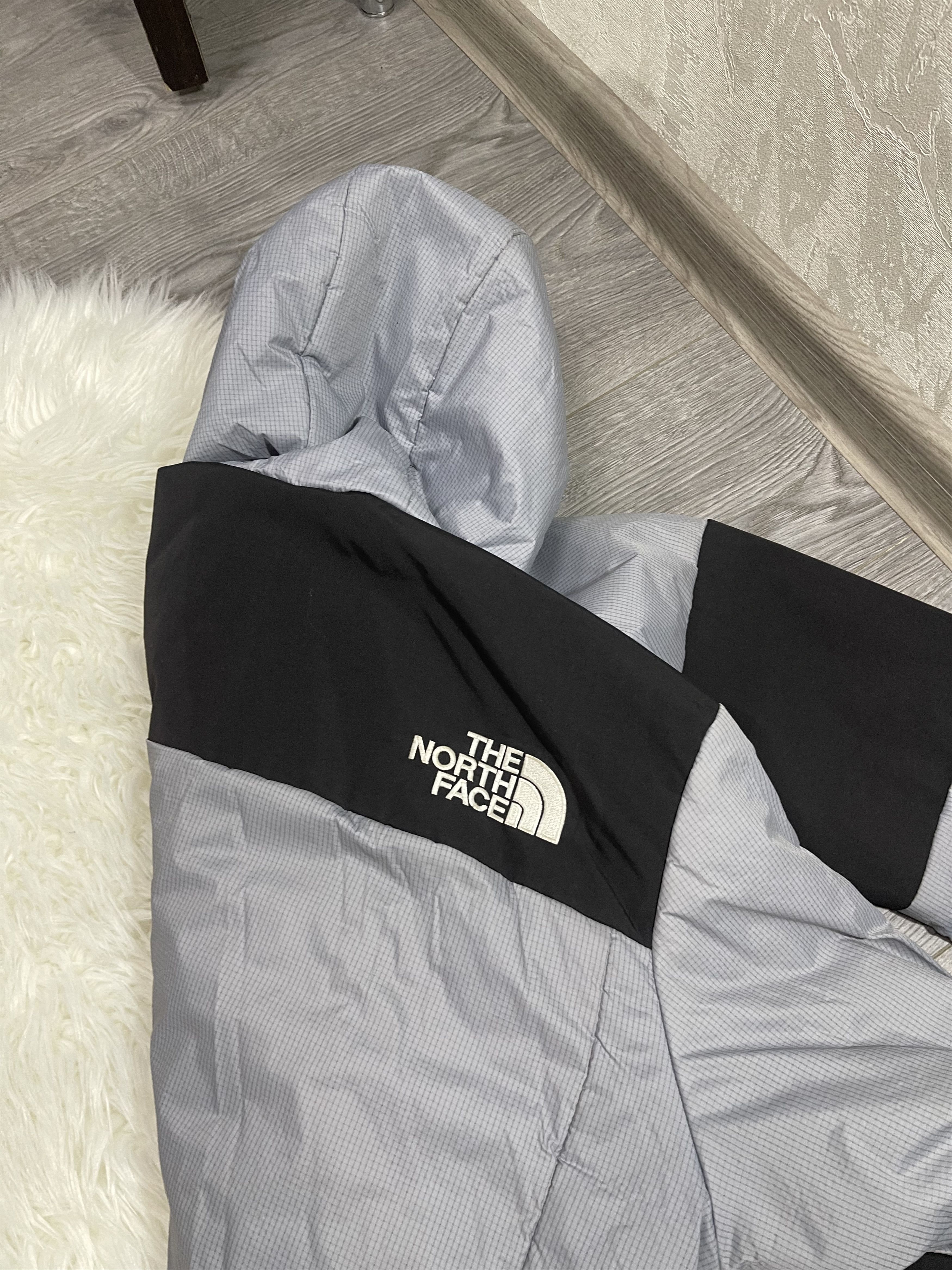 The North Face The North Face - Himalayan - Light jacket in grey Size US M / EU 48-50 / 2 - 3 Thumbnail