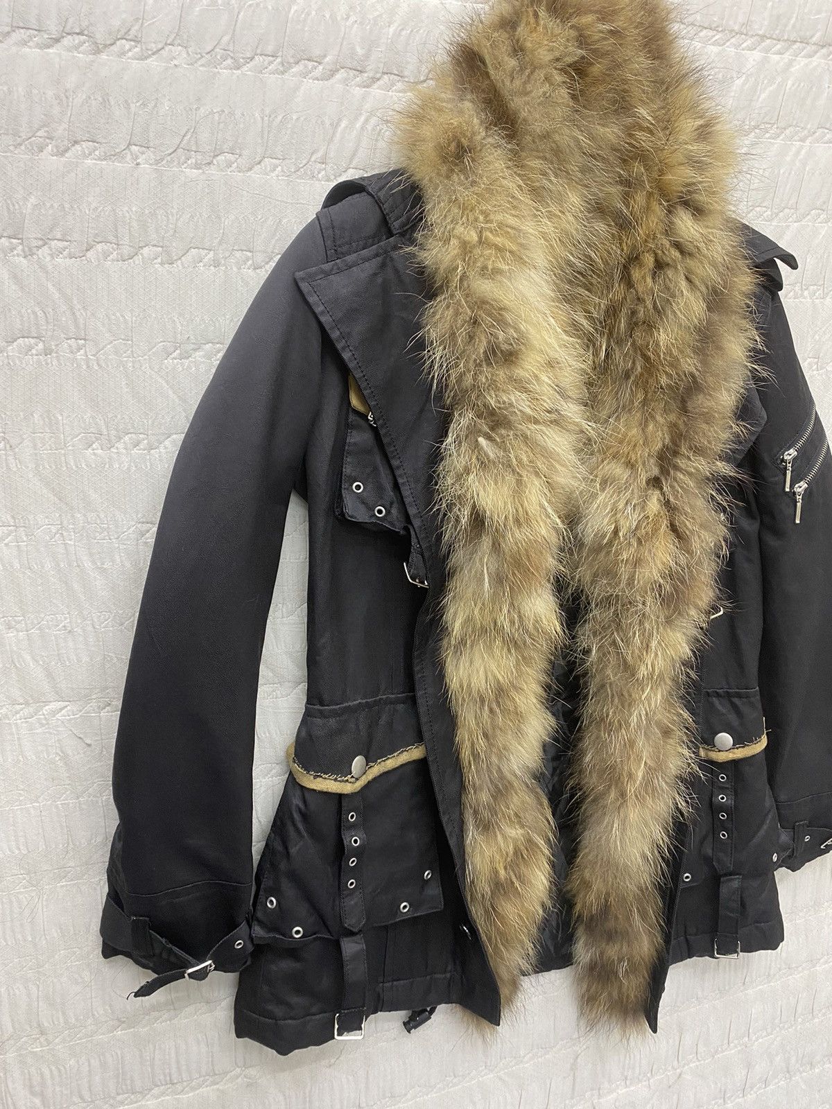 Seditionaries × Tornado Mart (P) ARCHIVE💥TORNADO MART BONDAGE WAXED FUR JACKET Size M / US 6-8 / IT 42-44 - 2 Thumbnail