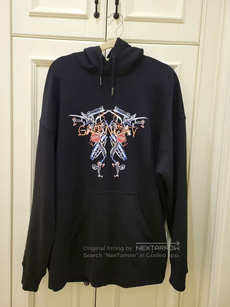 Givenchy Givenchy Unisex Hoodie Black Purchased in Australia Size US M / EU 48-50 / 2 - 1 Thumbnail