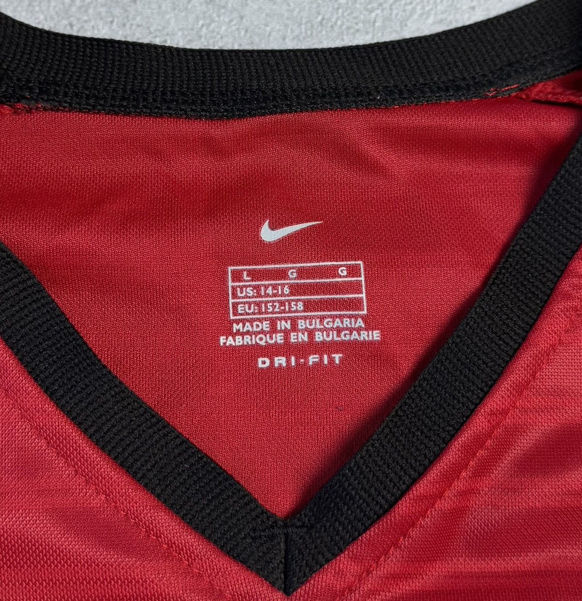 Nike Atletico Madrid 2001 2002 Away Shirt Soccer Jersey Nike Size US XXS / EU 40 - 7 Thumbnail