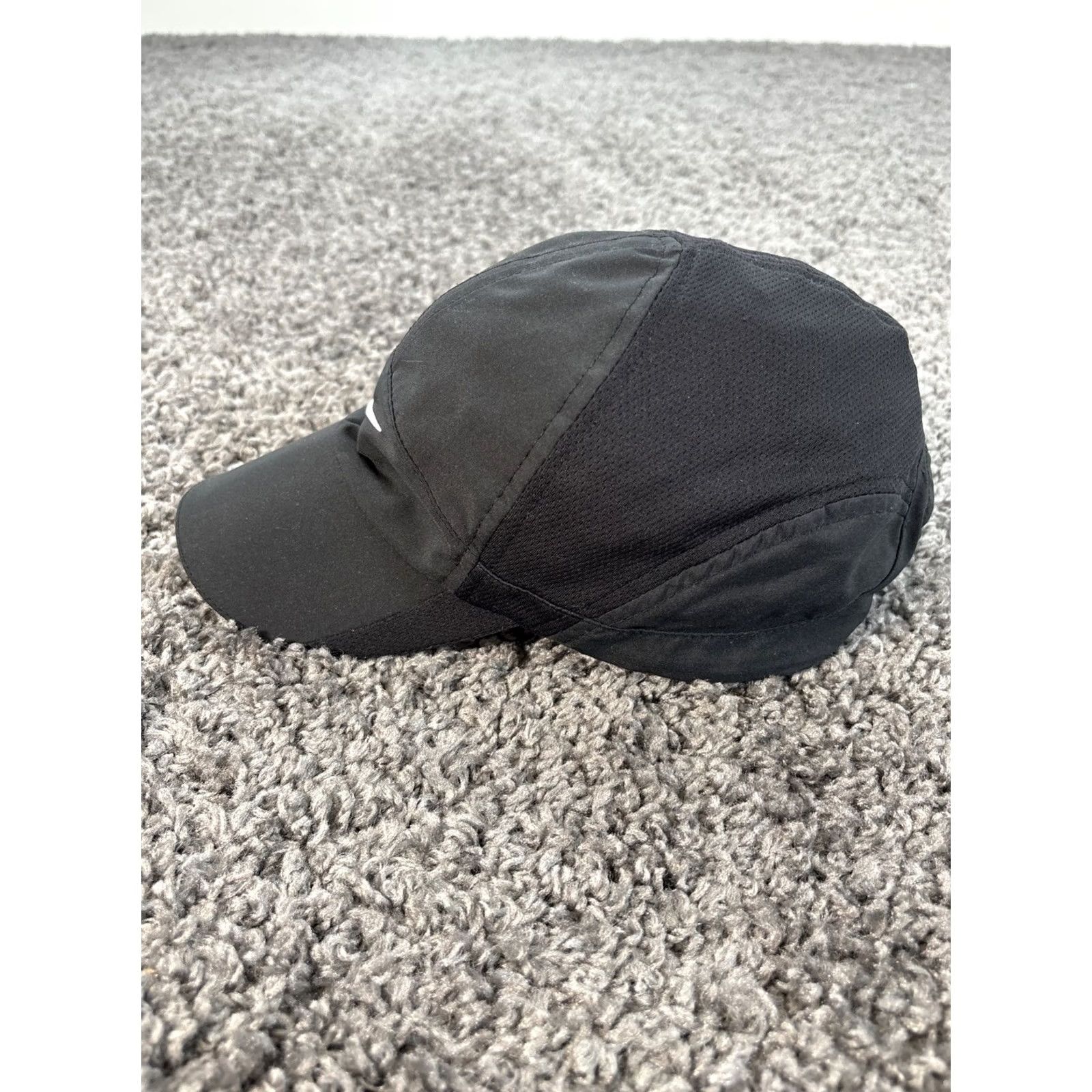Nike NIKE Hat Mens 7 Panel Strapback Reflective Featherlight Dri-fit Black Tailwind One Size Adjustable Breathable Lightweight Sports Cap Size ONE SIZE - 2 Thumbnail