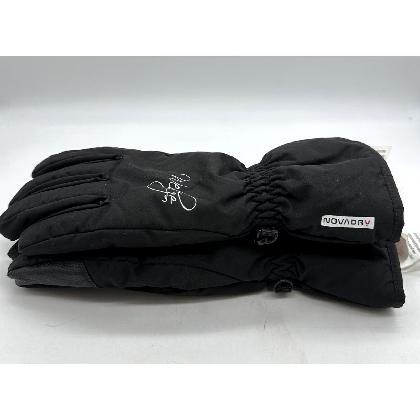 Vintage Oxylane Gloves Winter Warm Outdoor Padded Fleece Lined Ski Work Action Small Unisex Adults Black Polyester Wrist Glove Womens Mens Size US S / EU 44-46 / 1 - 7 Thumbnail