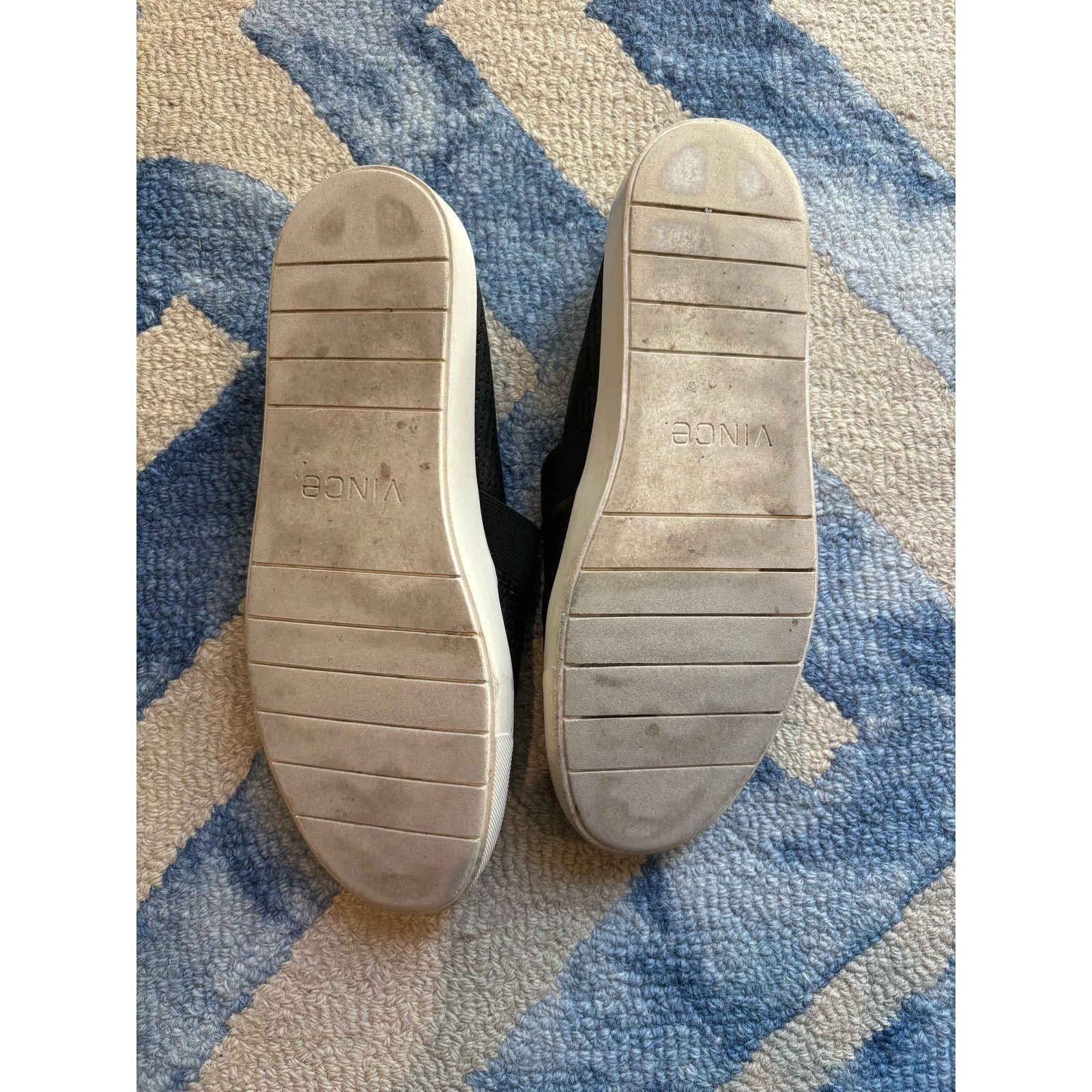 Vince Vince Blair Perforated Slip-On Sneakers- Size 8.5 Size US 8.5 / IT 38.5 - 7 Thumbnail