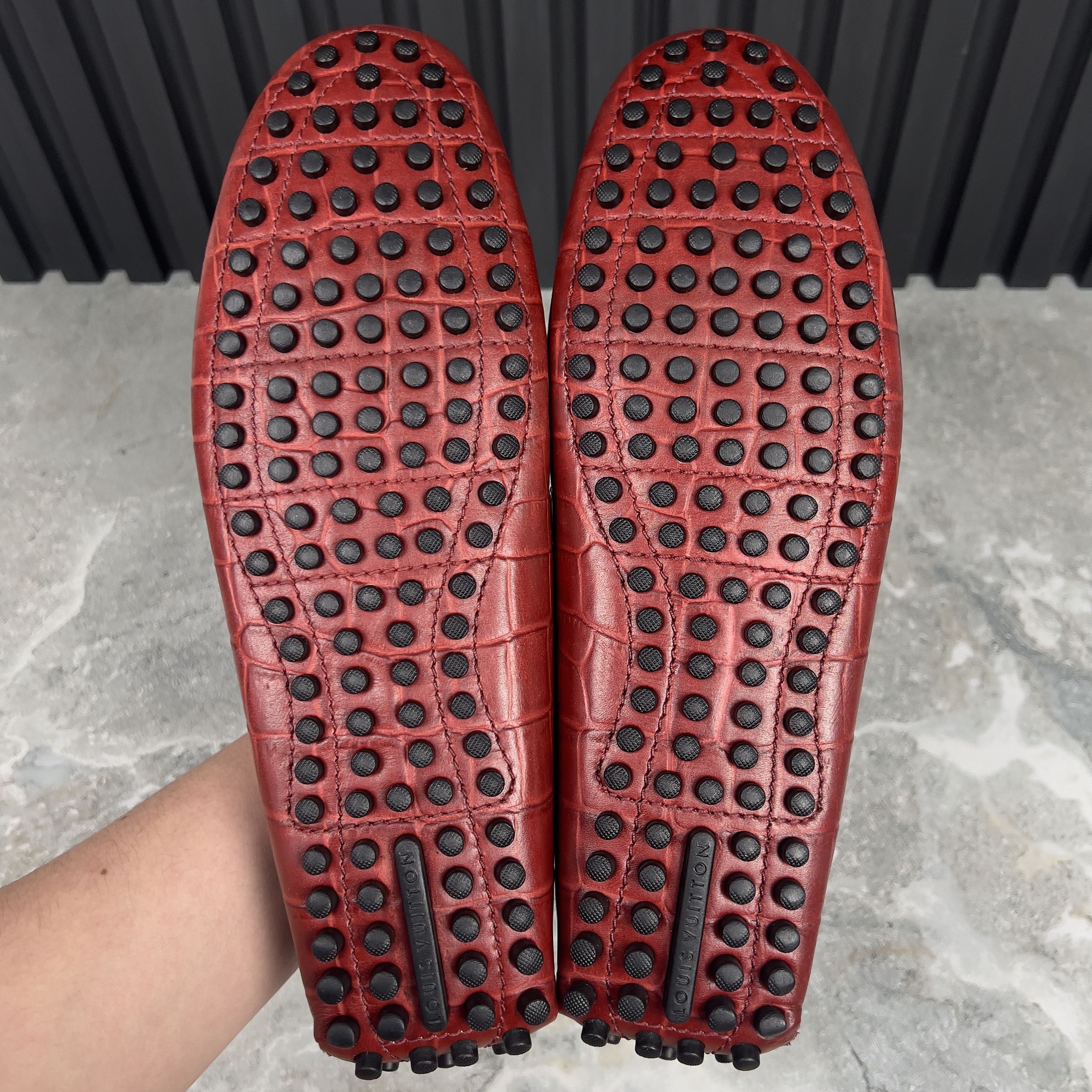 Louis Vuitton Louis Vuitton Hockenheim Moccasin Croco Embossed Leather Size US 9.5 / EU 42-43 - 10 Thumbnail