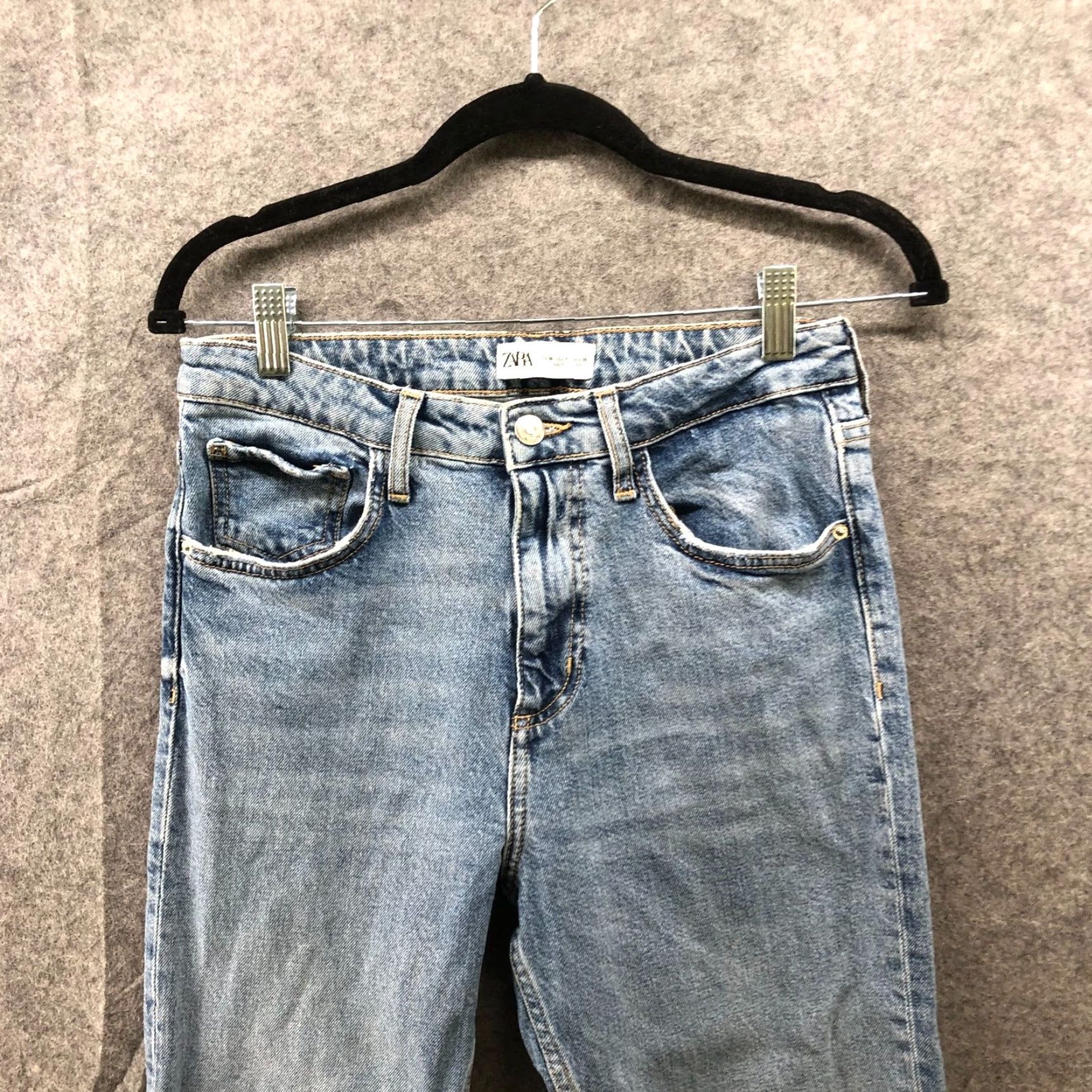 Zara Zara High Rise Slim Fit Ankle Jean Womens 6 Blue Light Wash Stretch Frayed Size 28" / US 6 / IT 42 - 3 Thumbnail