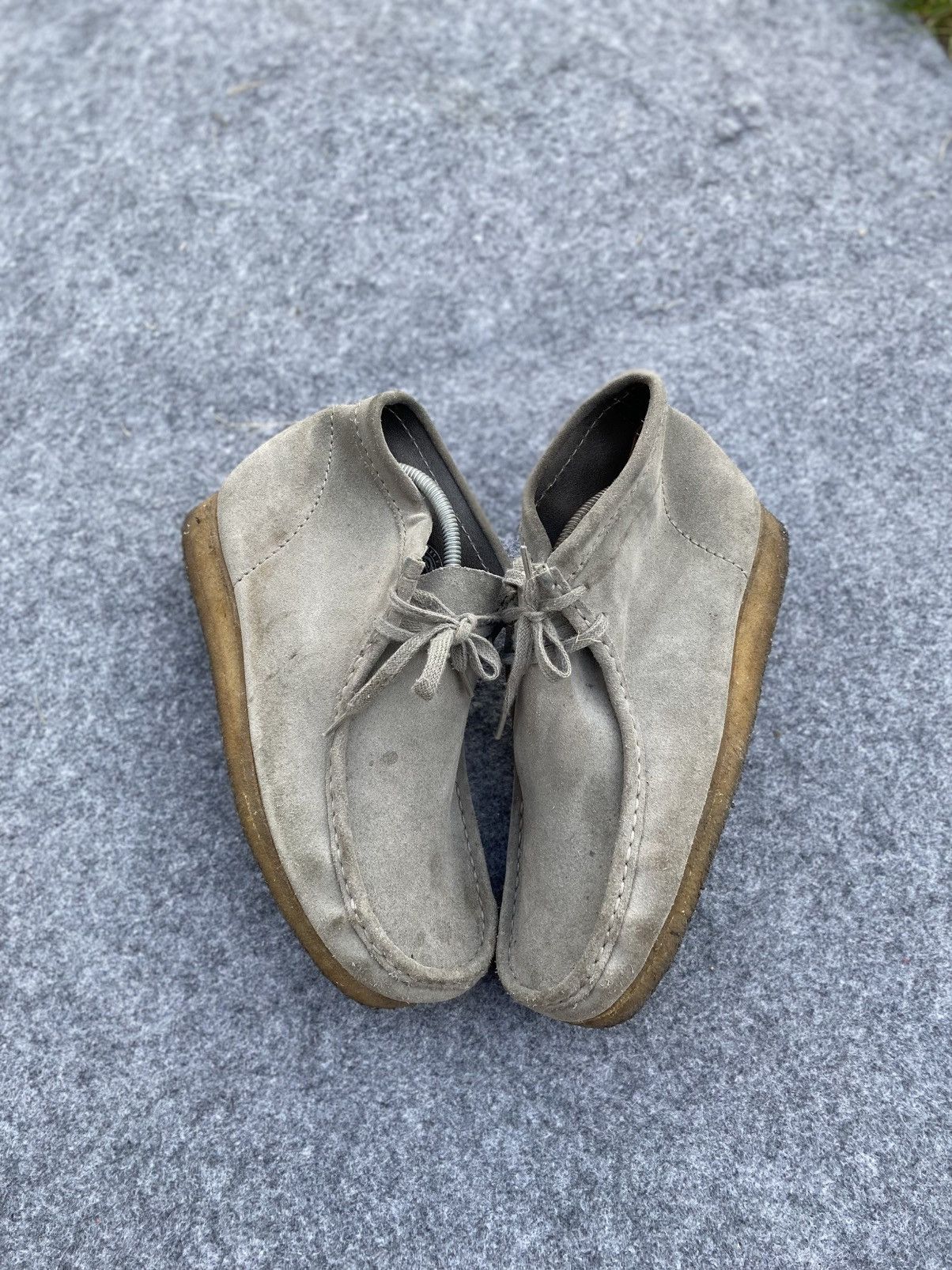 Clarks Clarks wallabee grey suede high Size US 9 / EU 42 - 2 Thumbnail
