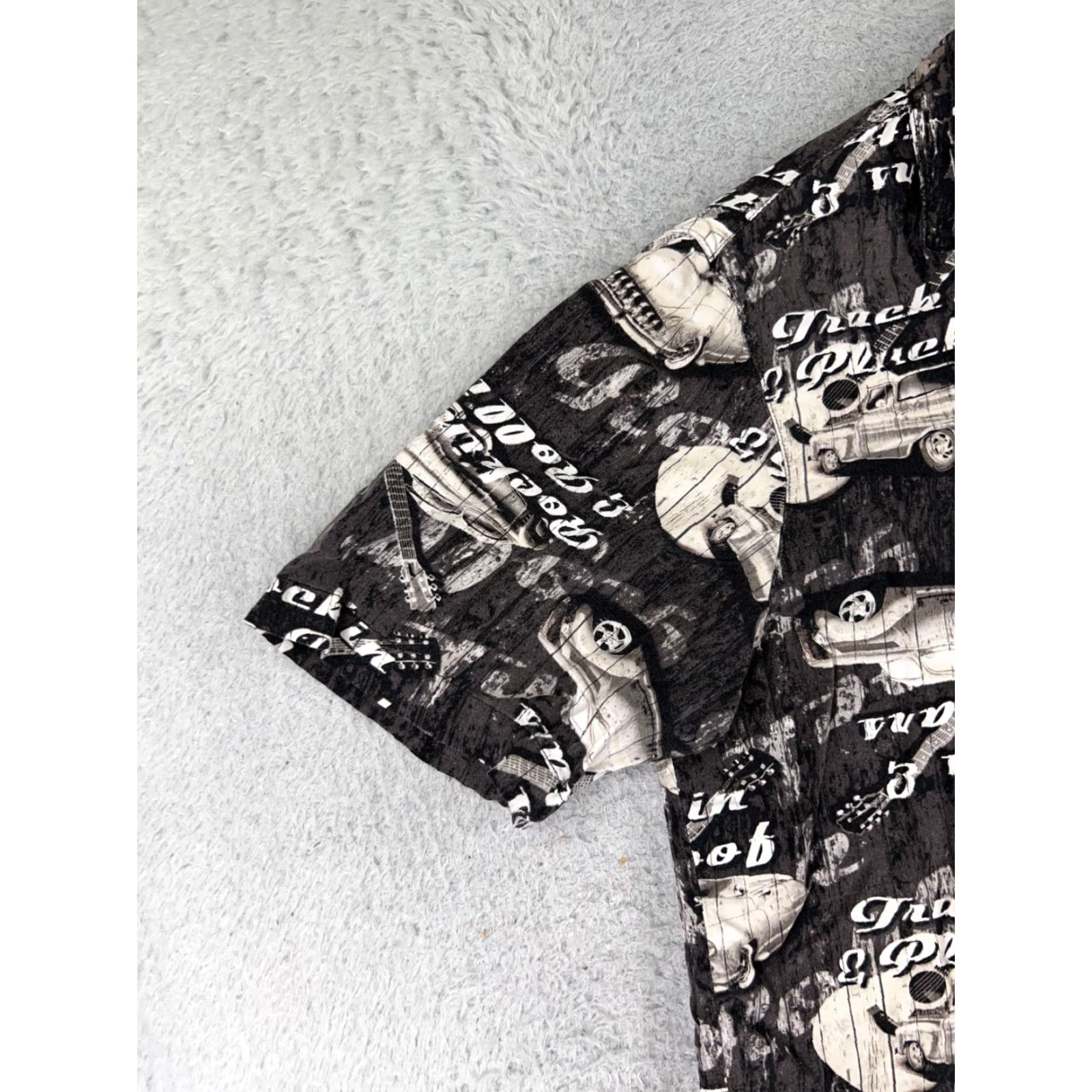 George George Shirt Adult Medium Black White Truckin & Pluckin Country Music Guitar Size US M / EU 48-50 / 2 - 3 Thumbnail