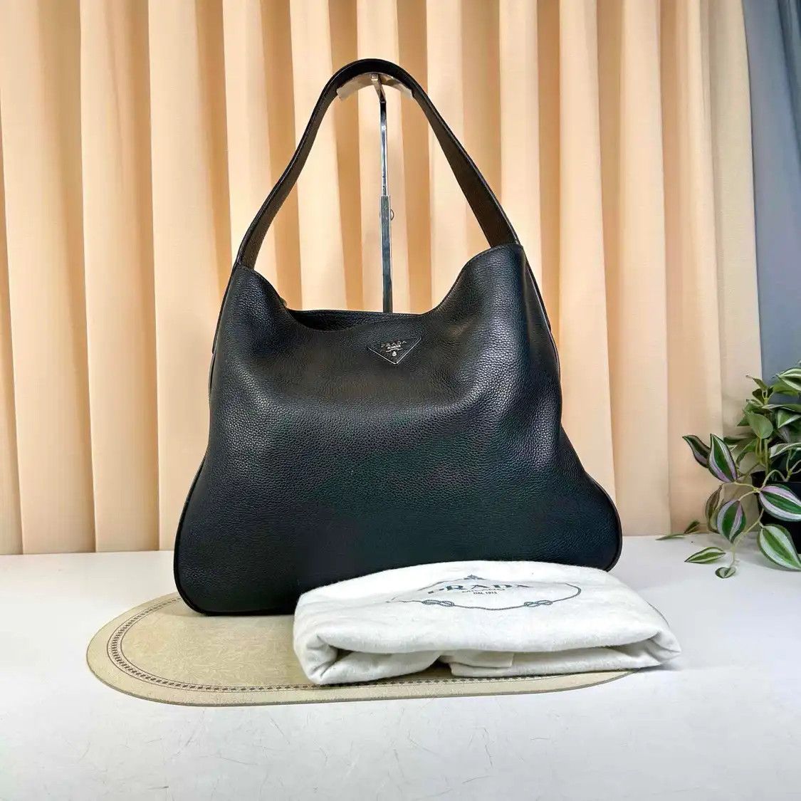 Prada PRADA black leather shoulder bag Size ONE SIZE - 1 Thumbnail