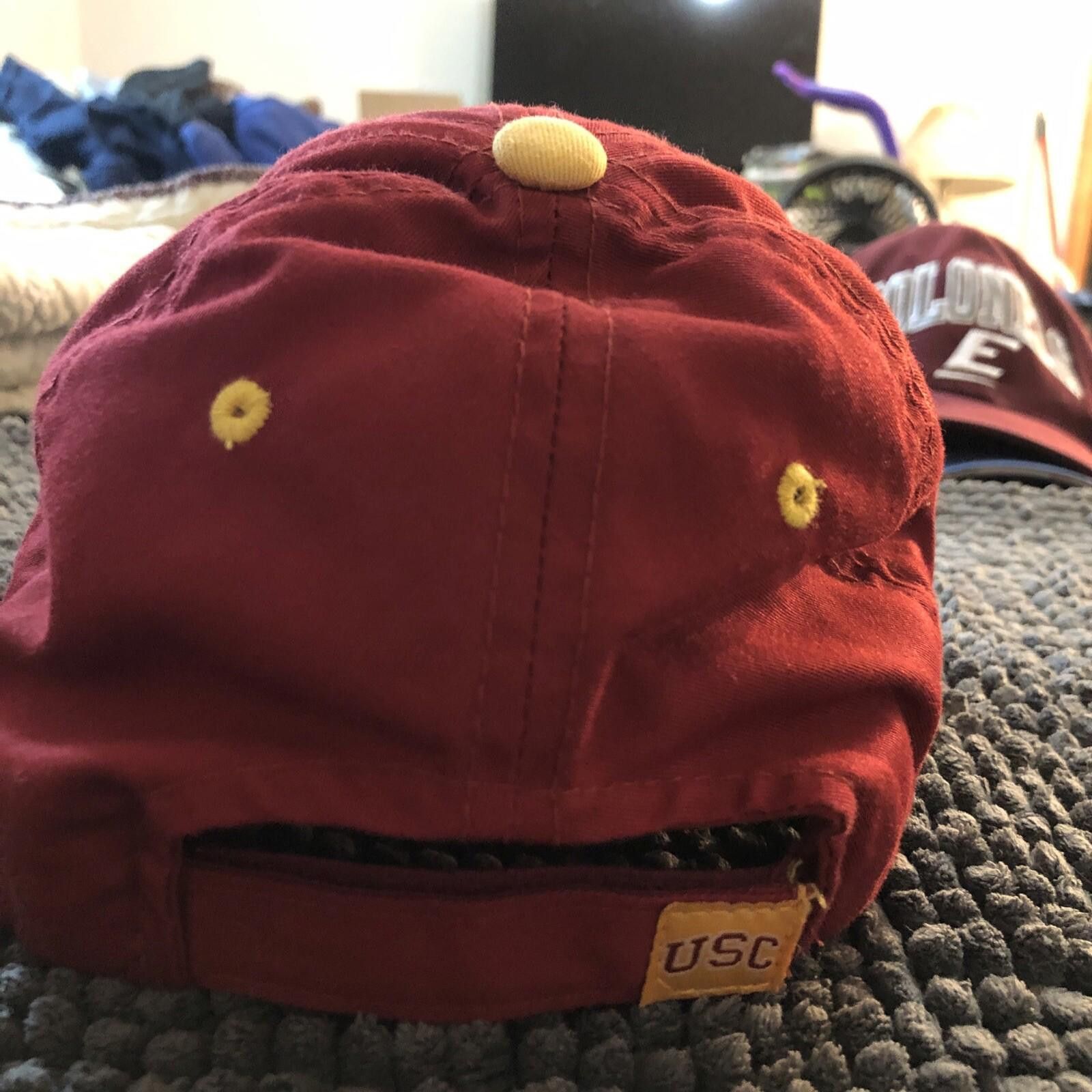 Designer Vintage USC Trojans Captivating Headgear Snapback Red Men Size ONE SIZE - 3 Thumbnail