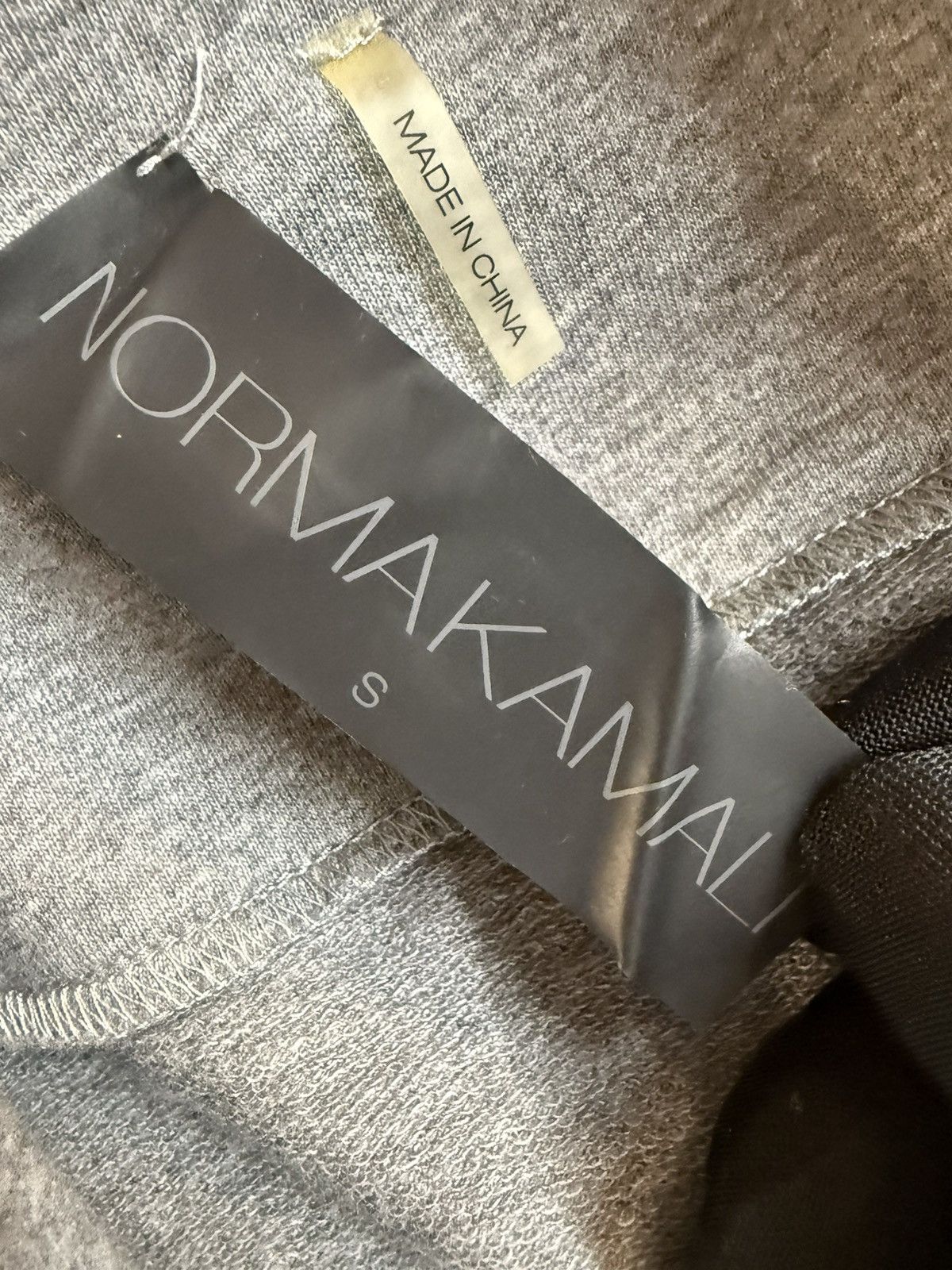 Norma Kamali NORMA KAMALI Quilted Hooded Wrap Coat — Size S Size S / US 4 / IT 40 - 18 Thumbnail