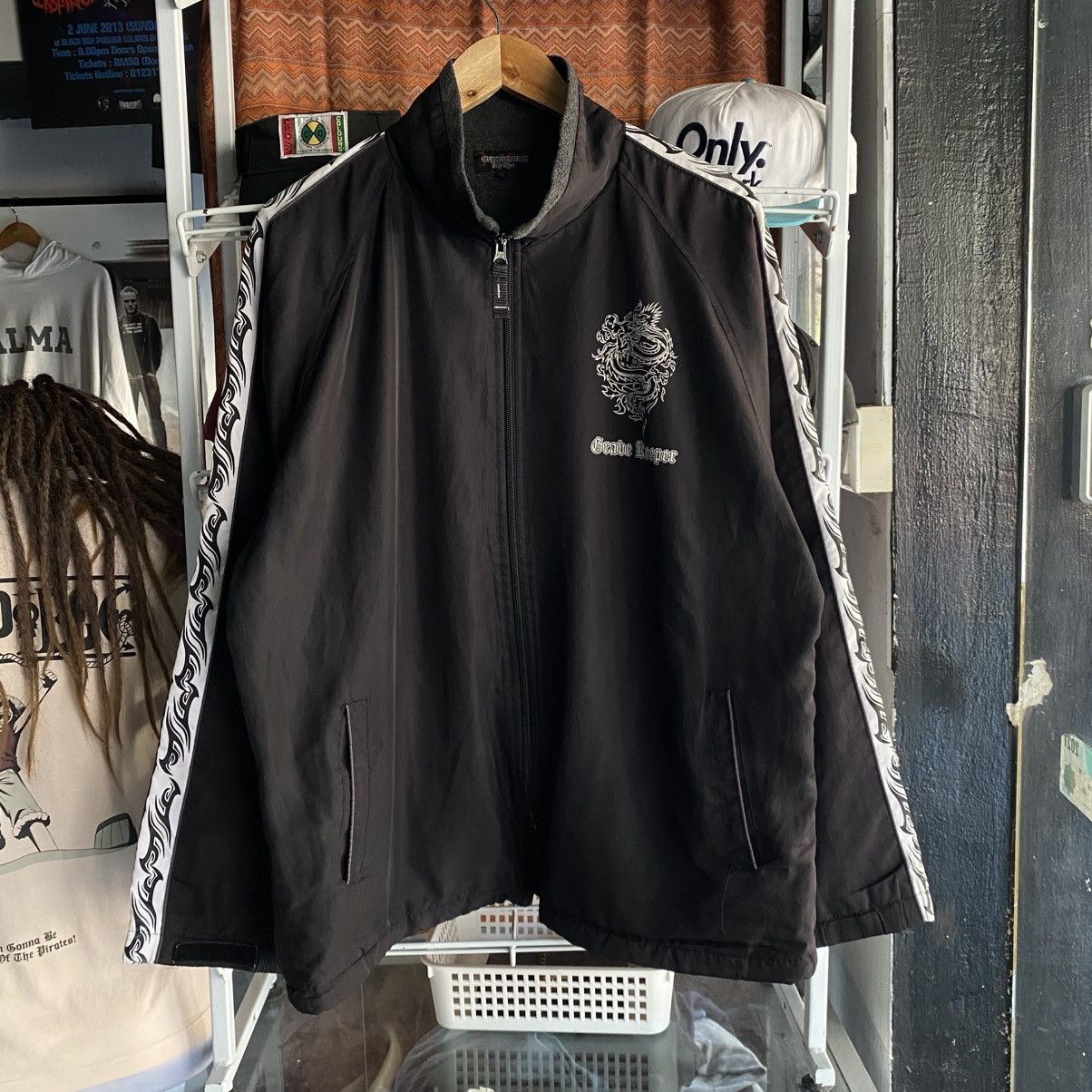 Japanese Brand Dogcigar Dragon Drake Keeper Big Logo Light Jackets Size US XL / EU 56 / 4 - 2 Thumbnail