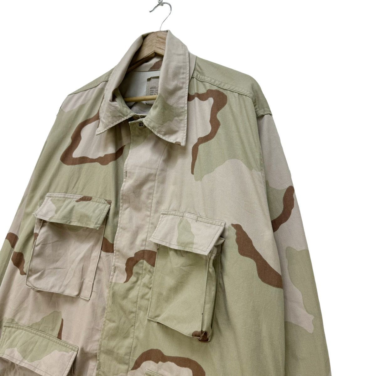 American Apparel ❄️AMERICAN DESERT CAMOUFLAGE COMBAT BUTTON SHIRTS Size US L / EU 52-54 / 3 - 5 Thumbnail