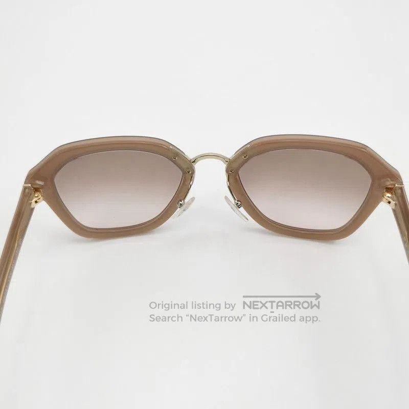 Prada Prada Logo Frame Sunglasses in Brown. Size ONE SIZE - 7 Thumbnail