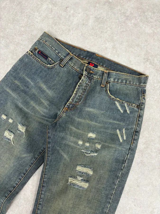 Dolce & Gabbana 2000s Dolce & Gabbana Faded Blue Denim Distressed Jeans Size US 32 / EU 48 - 5 Thumbnail