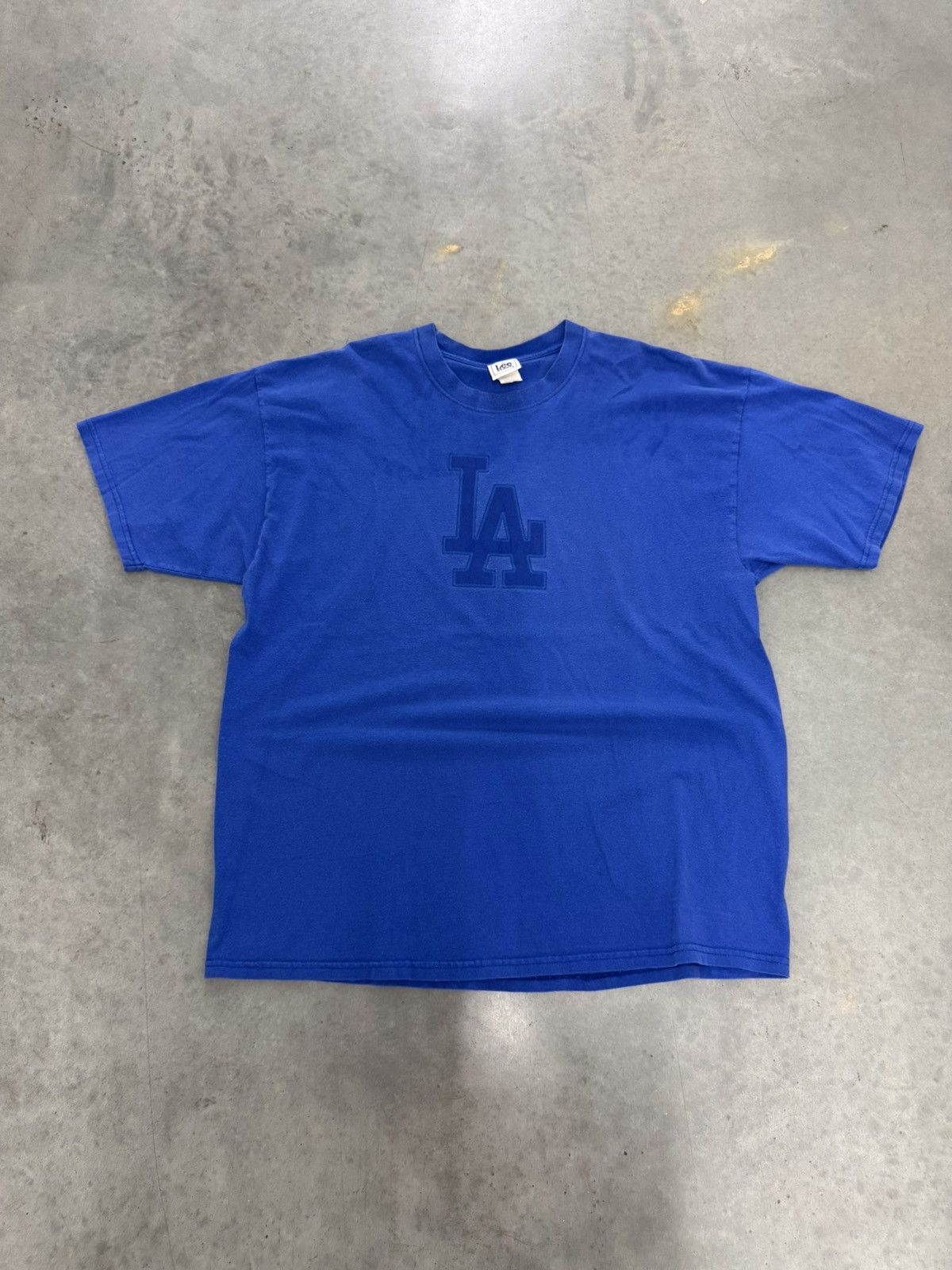 Lee Los Angeles Dodgers Vintage MLB Faded T Shirt Blue 2000s Y2K Size US XL / EU 56 / 4 - 1 Thumbnail