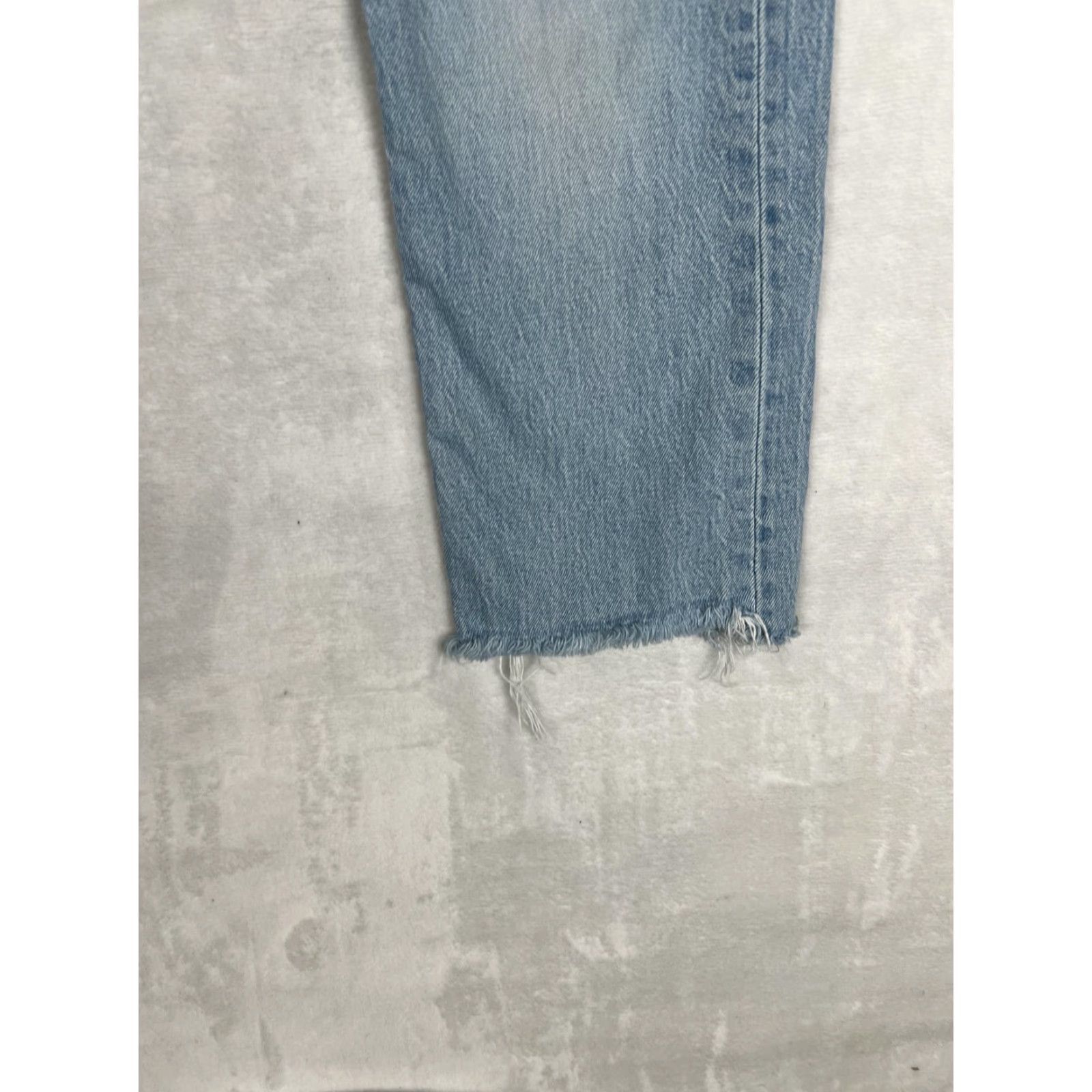 Levi's Levi's Wedgie Straight Crop Jeans Women's 25 Blue High Rise Distressed Denim Slim Pockets 5-Pocket Design Vintage No Size 42" / US 20 - 2 Thumbnail