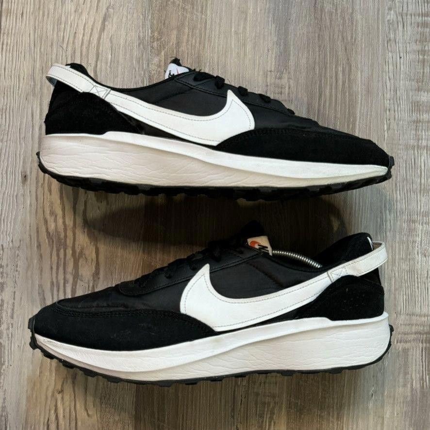 Nike NIKE • Waffle Debut "2022 Black/White" (13M) Size US 13 / EU 46 - 2 Thumbnail