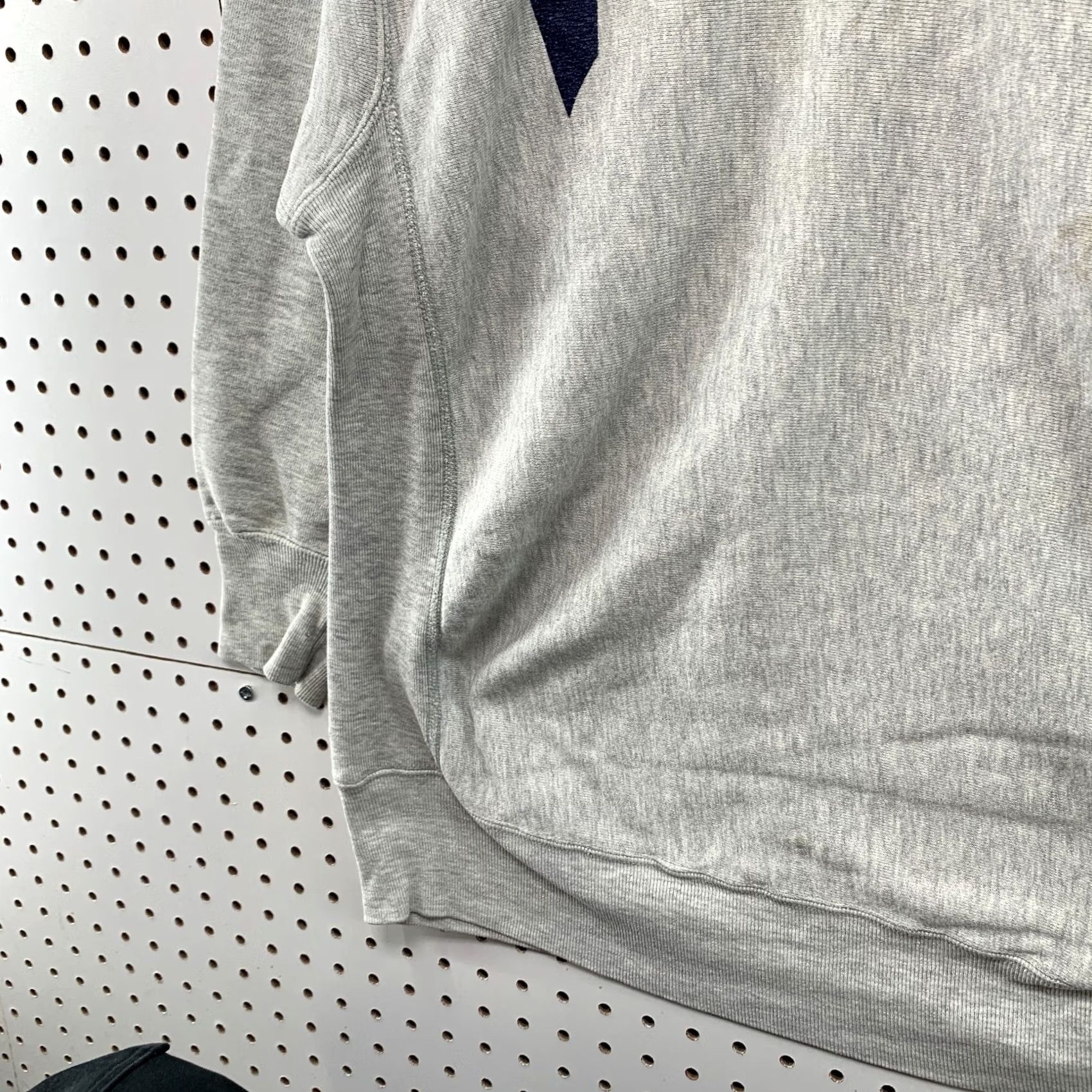 Champion VINTAGE Virginia Cavaliers Sweatshirt Men 2XL Gray Champion Reverse Weave 90s USA University Crew Neck Long Sleeve Pullover Fleece Sweatshirt Mens Size US XXL / EU 58 / 5 - 7 Thumbnail