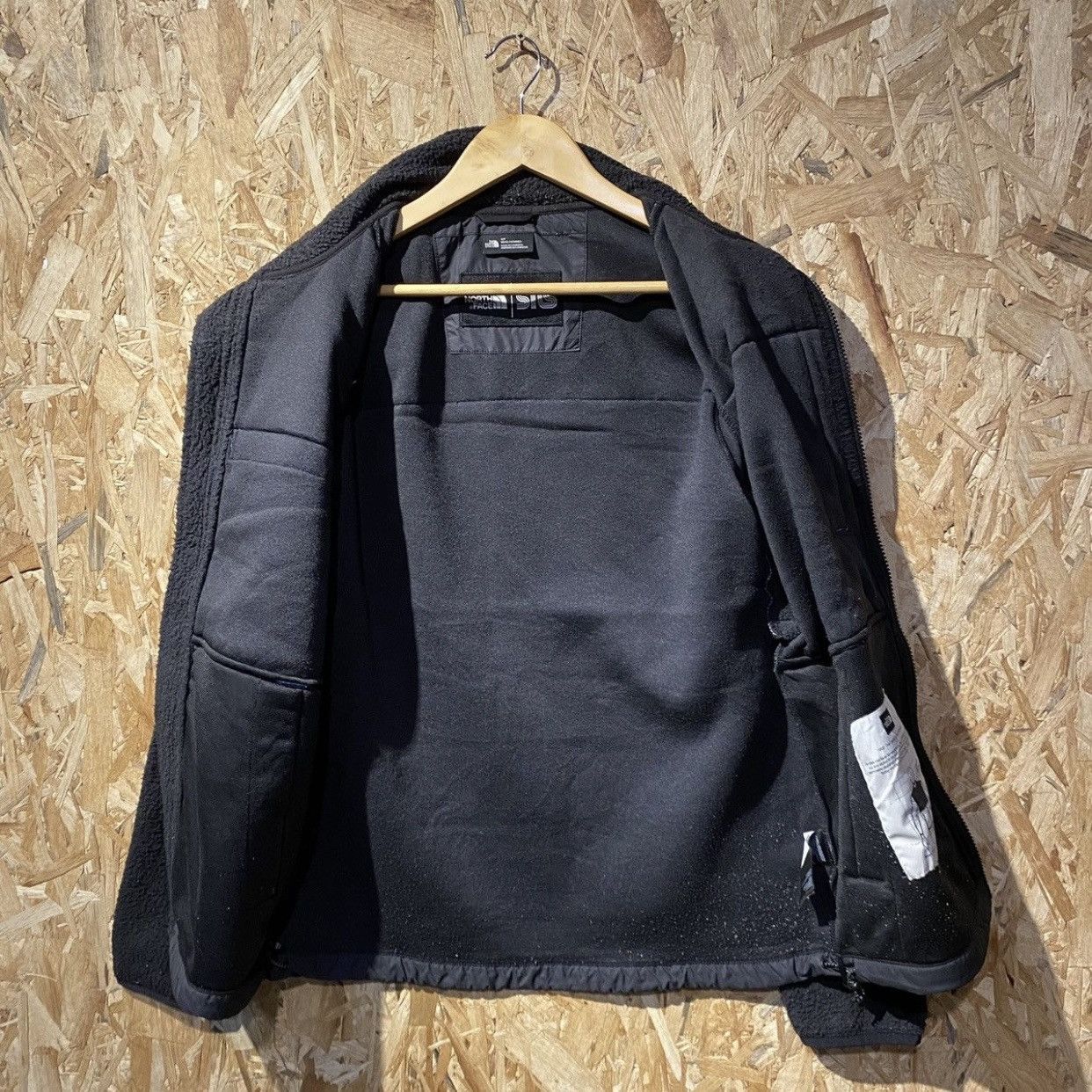 Sneakersnstuff × The North Face The North Face x Sneakersnstuff Denali Fleece Jackets Size US S / EU 44-46 / 1 - 3 Thumbnail