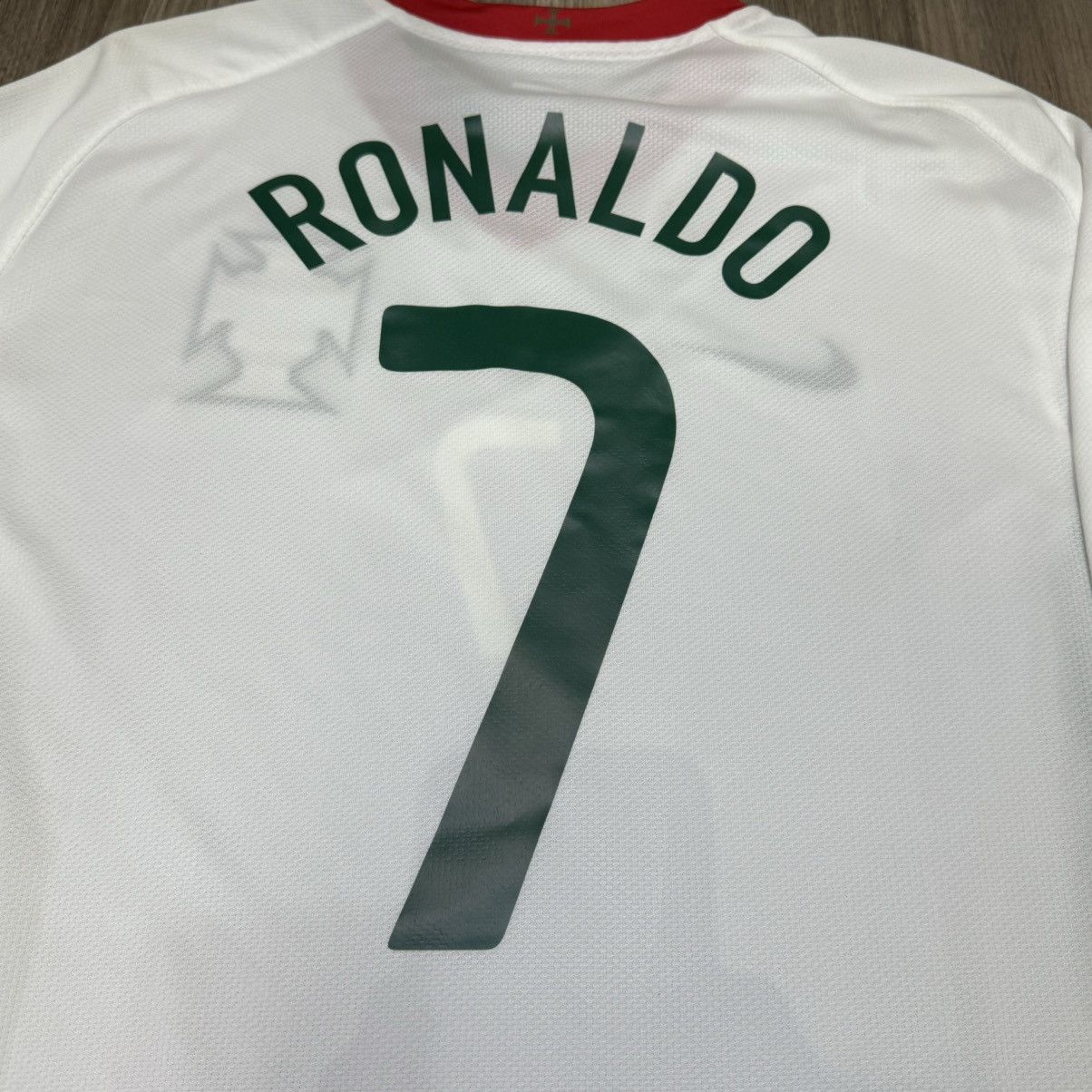 Nike Portugal Euro2008 away shirt #7 Ronaldo (bnwt) Size US L / EU 52-54 / 3 - 5 Thumbnail