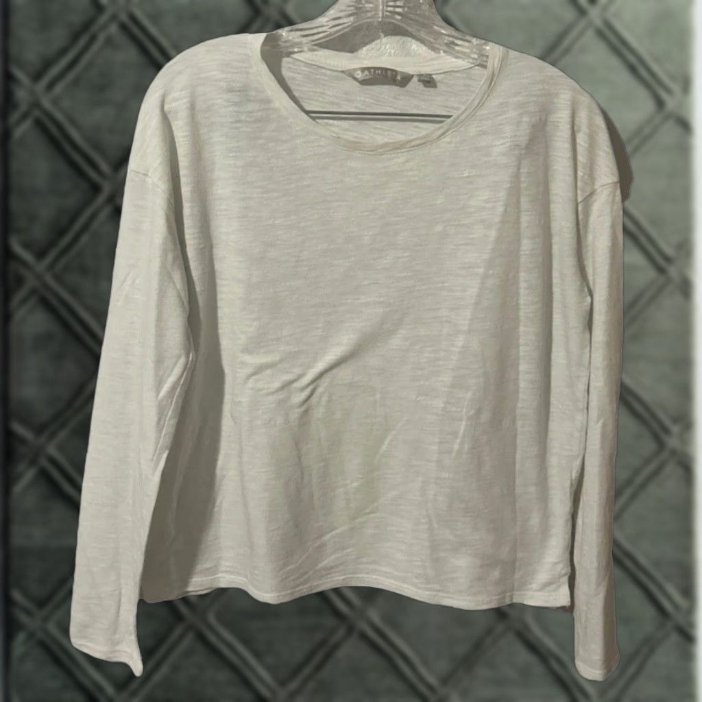 Athleta Athleta Shirt Women S White Lightweight Cotton Blend Pullover Long Sleeve Round Neck Knit Basic 21" Pit to Pit 21" Length casual Travel Size S / US 4 / IT 40 - 1 Thumbnail