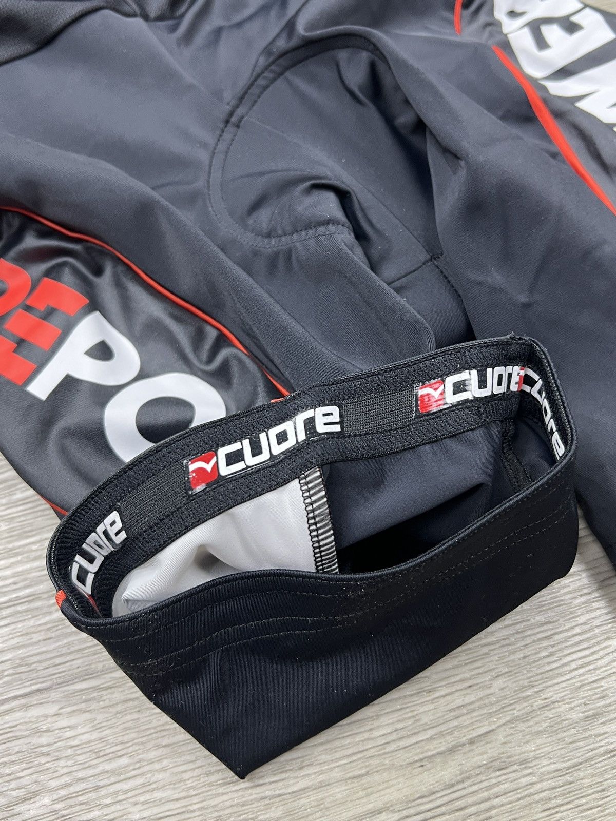Other Cuore Finisher Pro Cycling Team Bib Shorts Black Red L Size US 34 / EU 50 - 6 Thumbnail