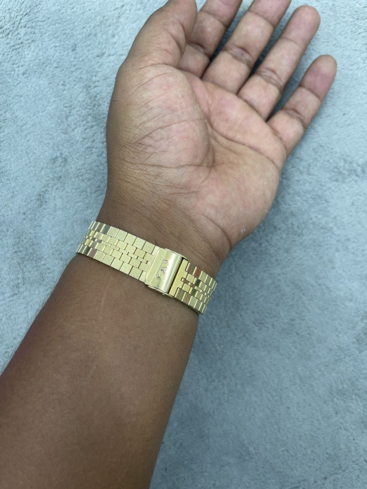 Designer × Vintage VINTAGE TIMELY SELF WINDING ANTIMAGNETIC WATCH Size ONE SIZE - 7 Thumbnail