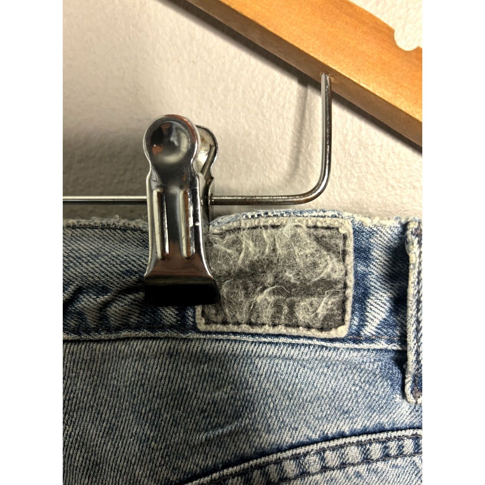 Levi's VINTAGE Levi's Silvertab Jeans Light Wash Straight 34 Men's Denim 8/10 Distressed Pockets USA 2040 29in Inseam Size US 34 / EU 50 - 3 Thumbnail