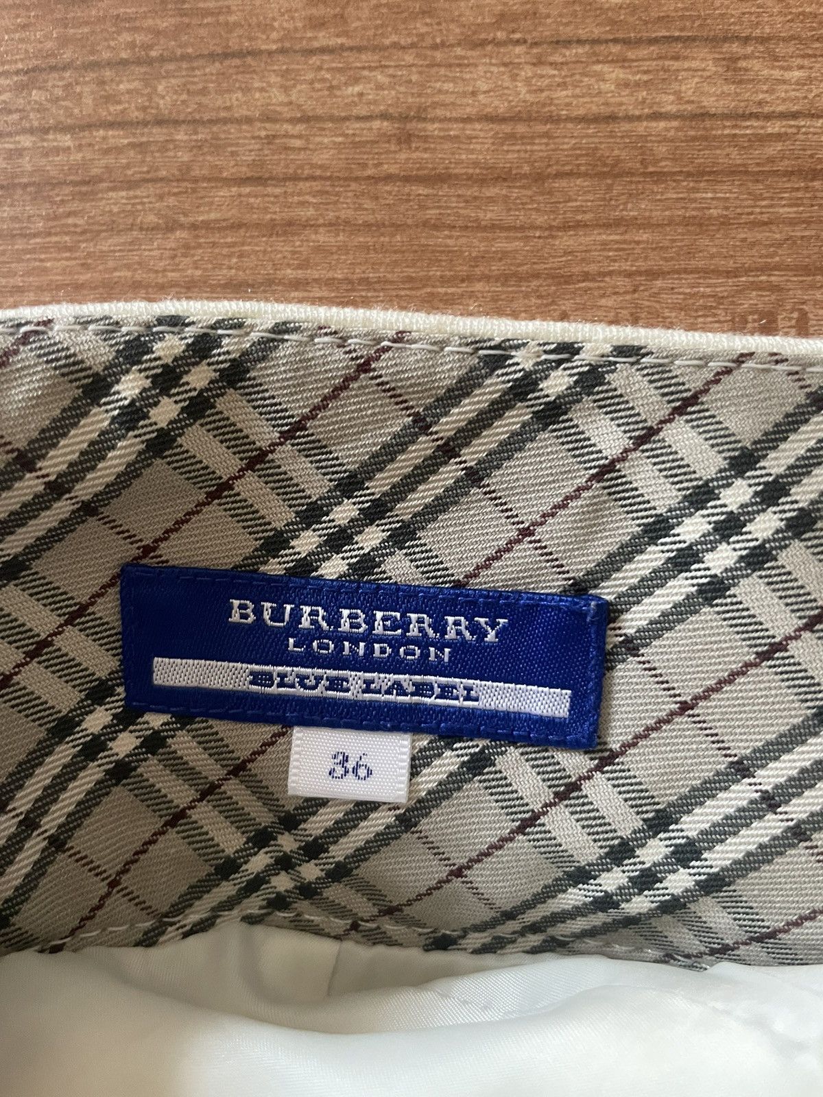 Burberry Burberry Blue Label Belted Short Size 30" / US 8 / IT 44 - 3 Thumbnail