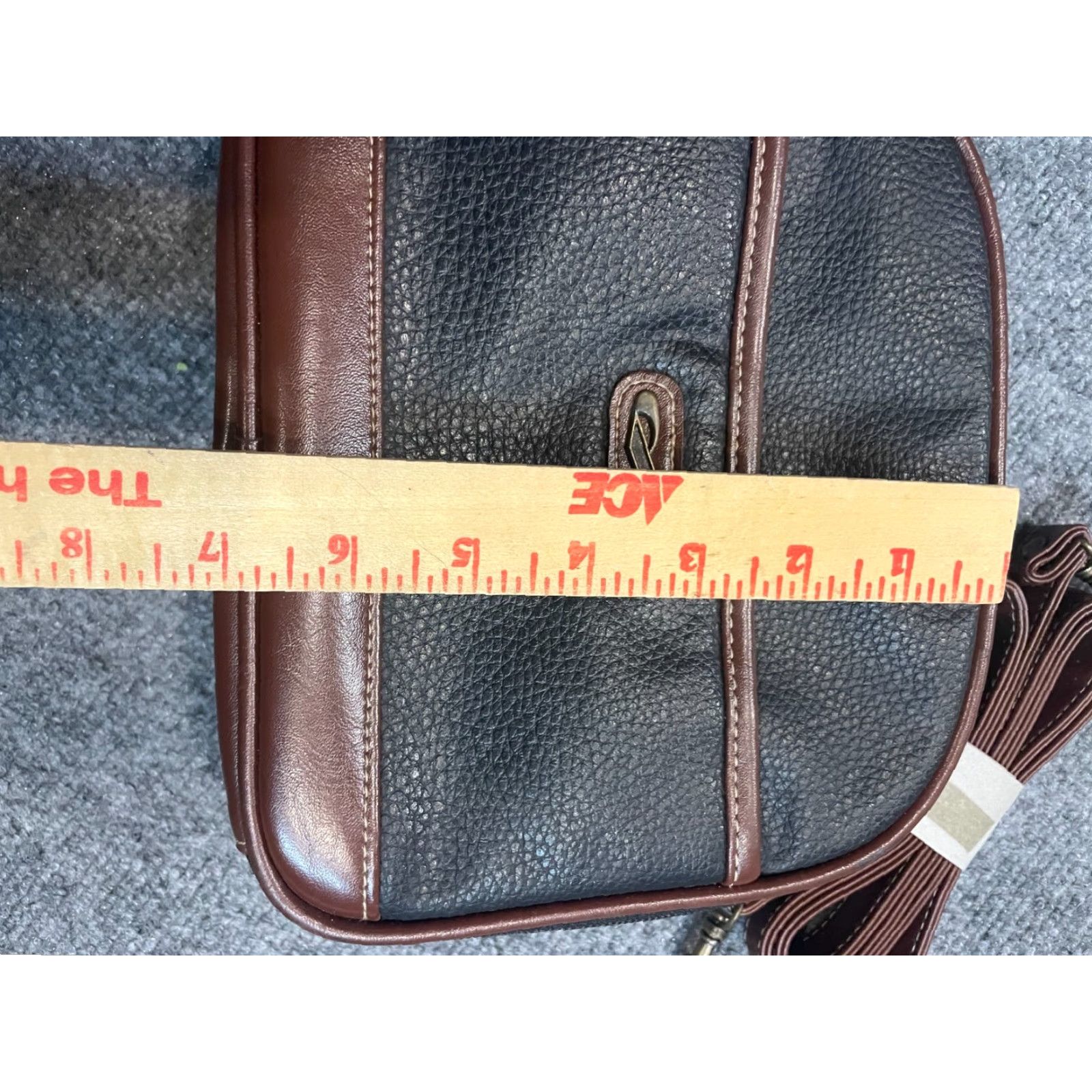 Vintage Purse Handbag 8.5" x 7" Black & Brown Shoulder Bag Women Medium PVC Polyester Zip Magnet Closures Pockets Zippers Almond Black"} Size ONE SIZE - 3 Thumbnail