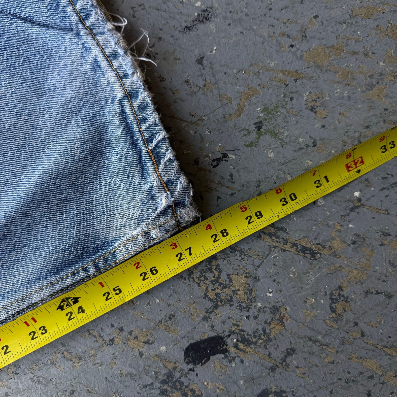 Levi's Vintage Y2K Levi’s 550 Relaxed Fit Sz 16 Husky Jeans 34x28 Size US 34 / EU 50 - 9 Thumbnail