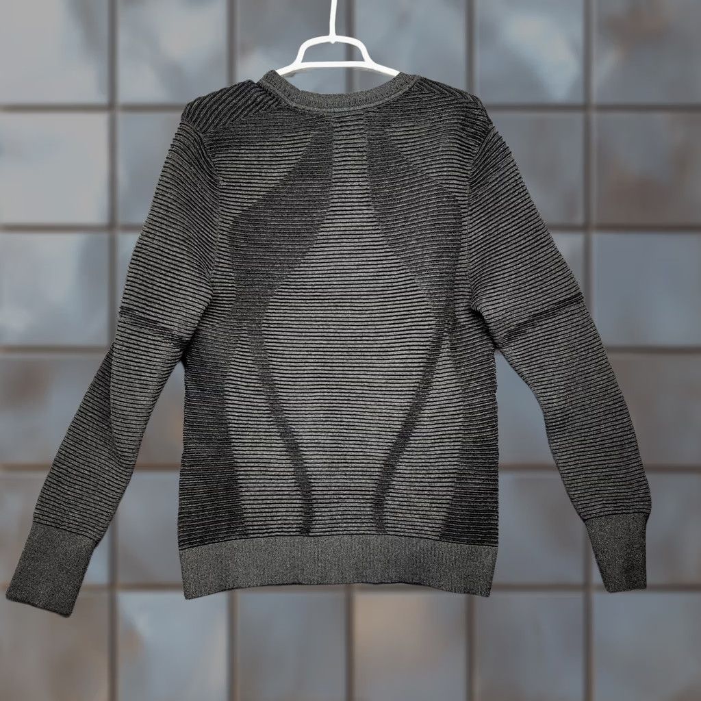 Under Armour VINTAGE? Under Armour Shirt Women Large Black Intelli-knit Ribbed Long Sleeve Stretch Size L / US 10 / IT 46 - 1 Thumbnail