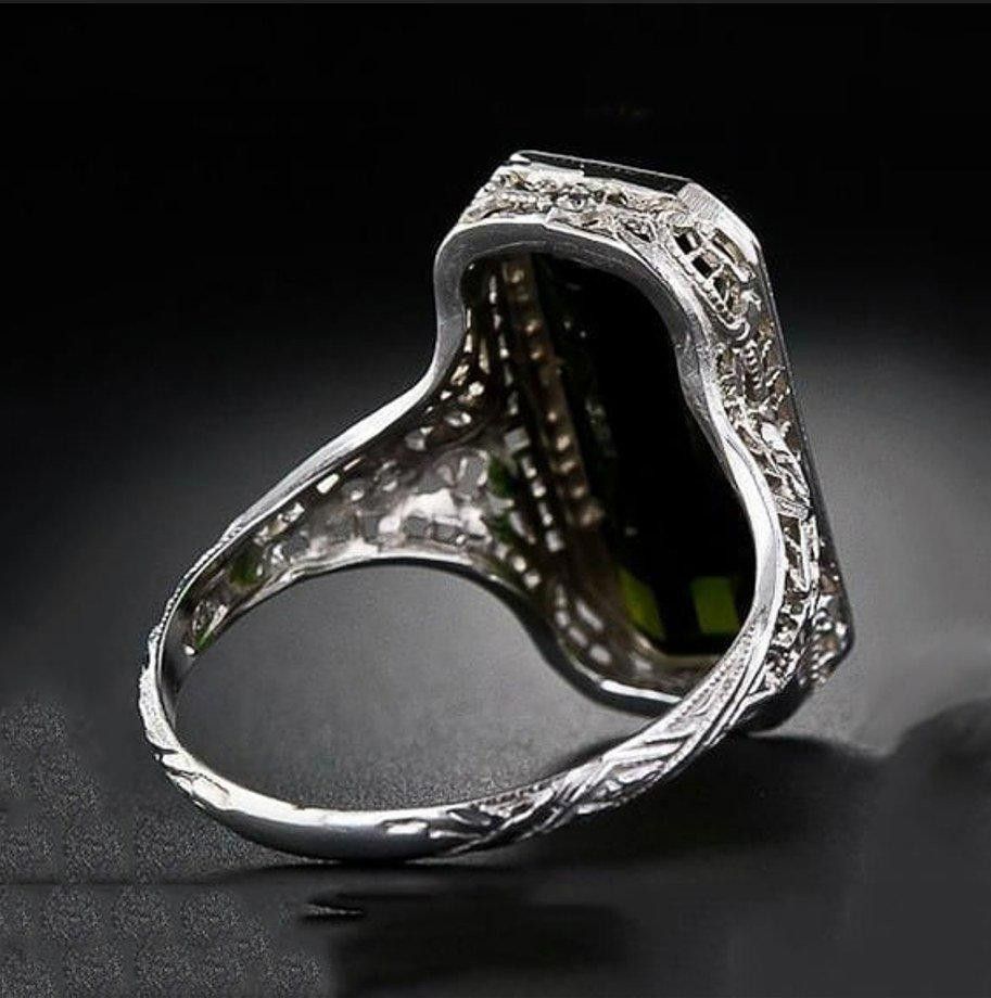Designer Vintage Emerald Green Cut Retro Hollow Antique Silver Ring Size ONE SIZE - 3 Thumbnail