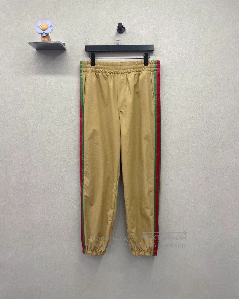 Gucci Gucci Side striped elastic waist tie sports trousers Size US 32 / EU 48 - 1 Thumbnail