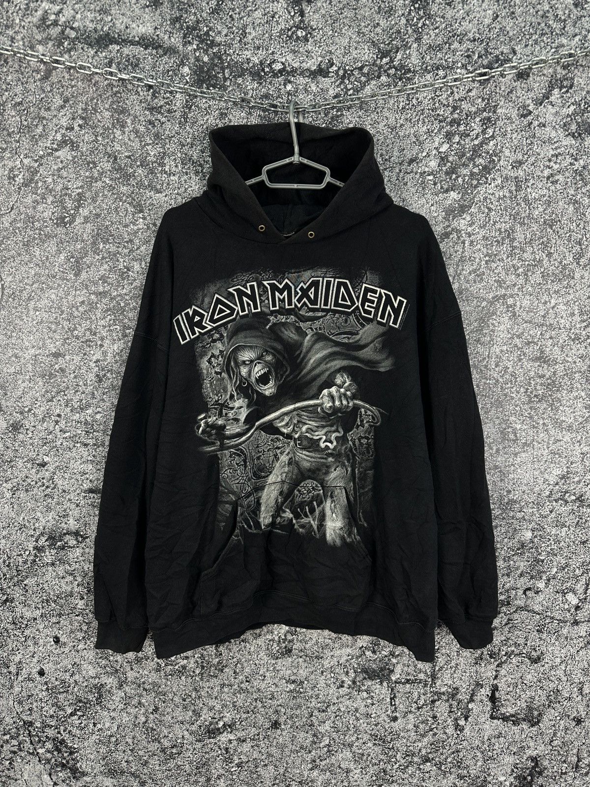Iron Maiden Iron Maiden 2011 Vintage Rock Band Hoodie Streetwear XXL Size US XL / EU 56 / 4 - 2 Thumbnail