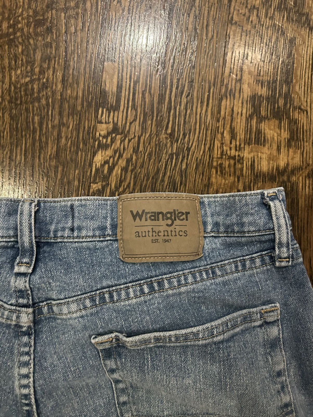 Wrangler Wrangler Light Wash Jorts Size US 33 - 3 Thumbnail