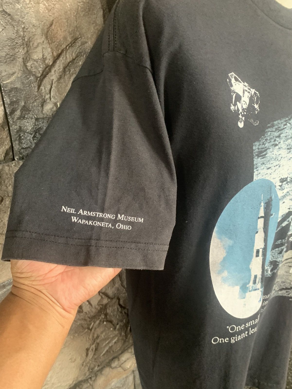 NASA × Vintage Vintage 90s Neil Armstrong Museum NASA T shirt Size US L / EU 52-54 / 3 - 6 Thumbnail