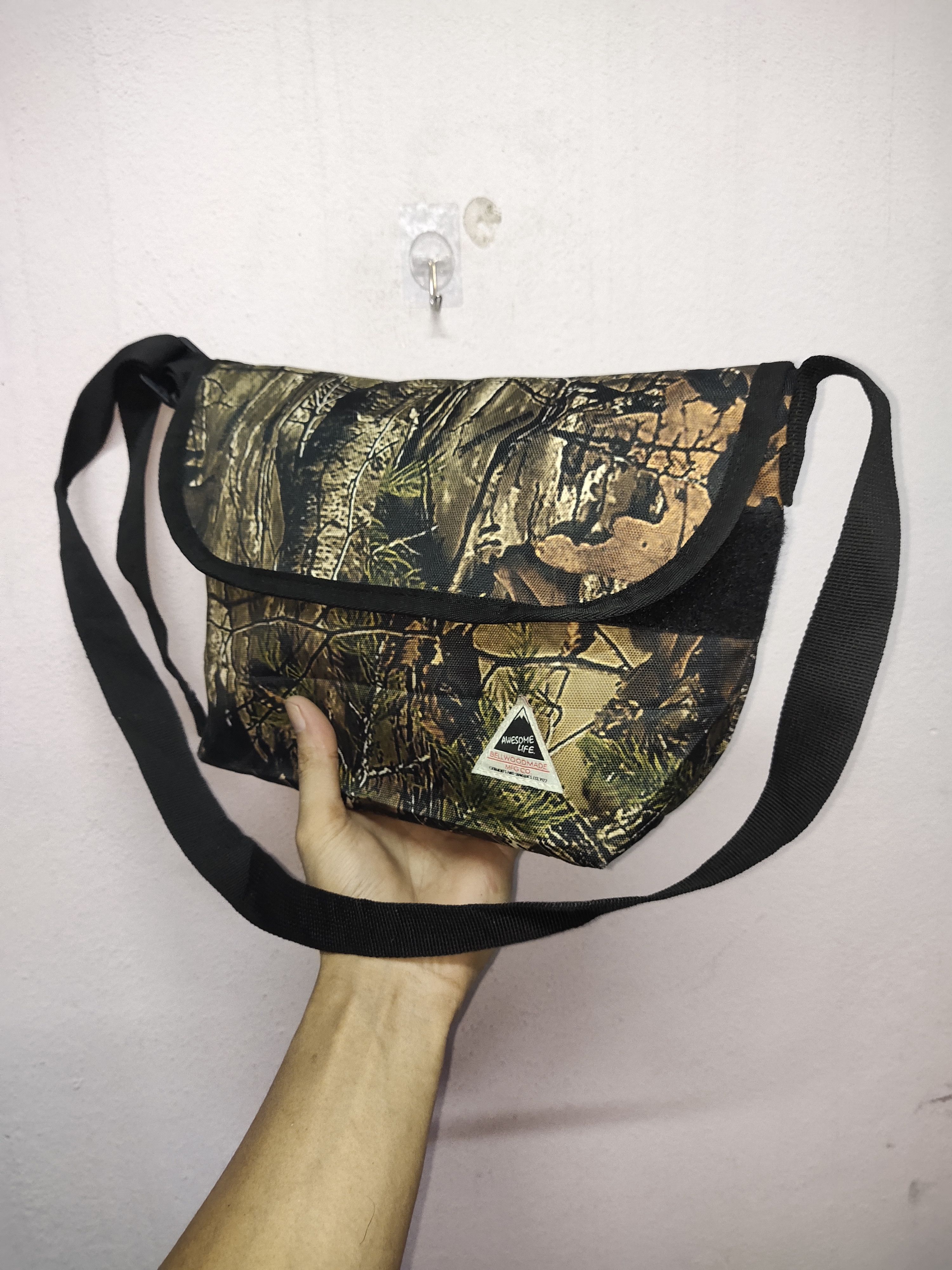 Bellwood × Japanese Brand BELLWOOD MADE Shoulder Bag Waxed Condura Bag Size ONE SIZE - 1 Thumbnail