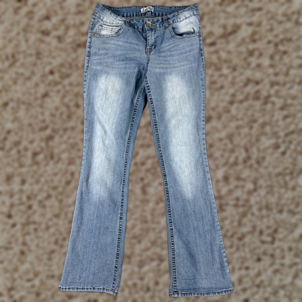 Vintage L.e.i. Jeans Junior 27x30 Blue Denim Bootcut Low Rise Embroidered Ashley Size 27" / US 4 / IT 40 - 1 Thumbnail