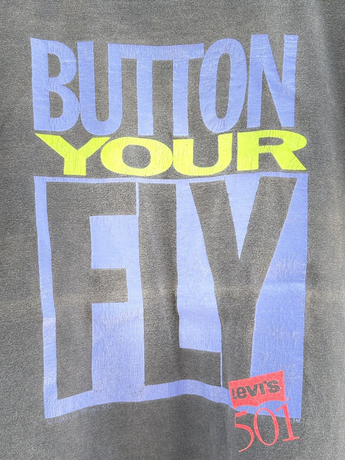 Levi's Vintage Clothing Thrashed Vintage 90s Levis Botton Your Fly Sun Faded Tee Size US M / EU 48-50 / 2 - 2 Thumbnail