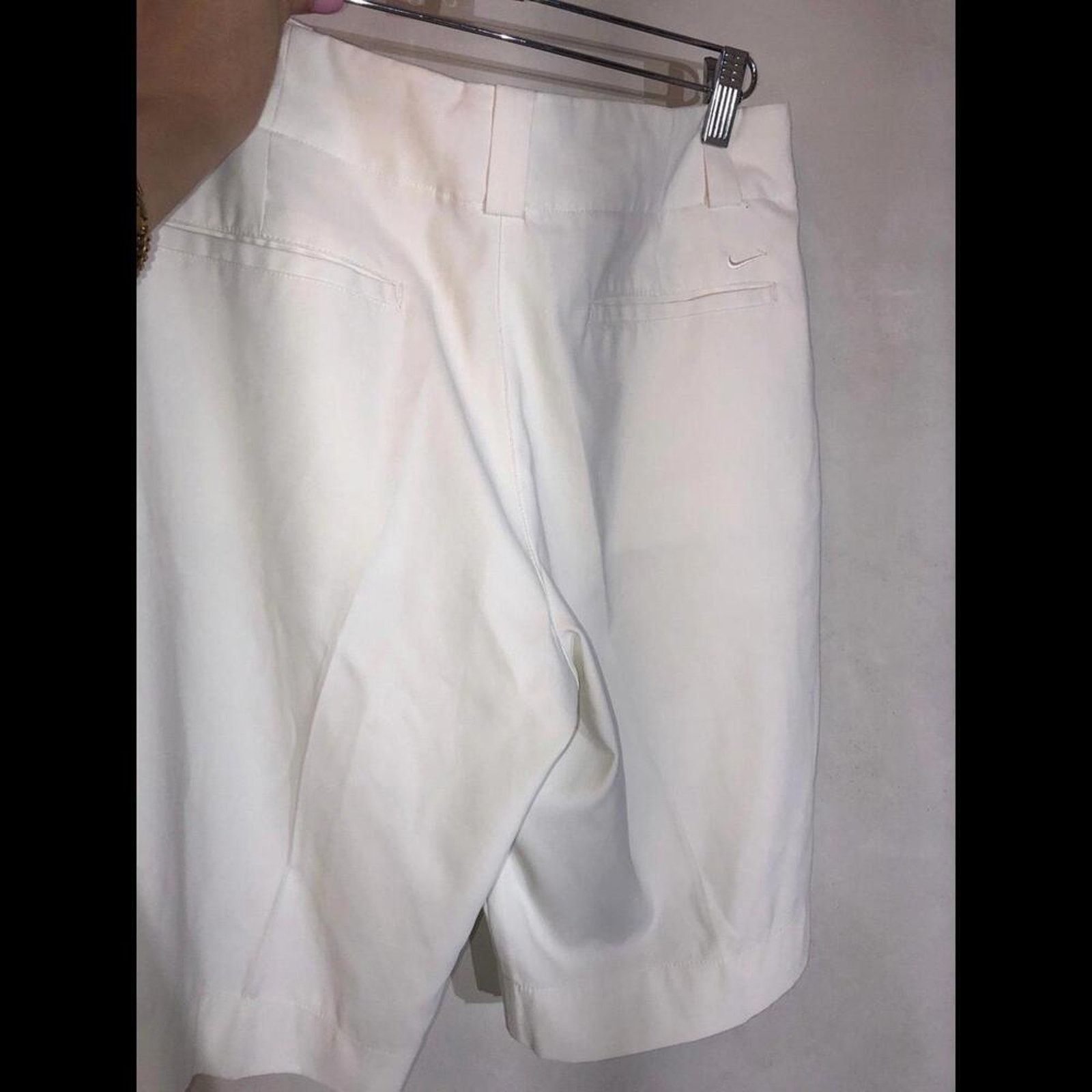 Nike Nike Dri fit Golf Shorts White size 6 Size 28" / US 6 / IT 42 - 5 Thumbnail