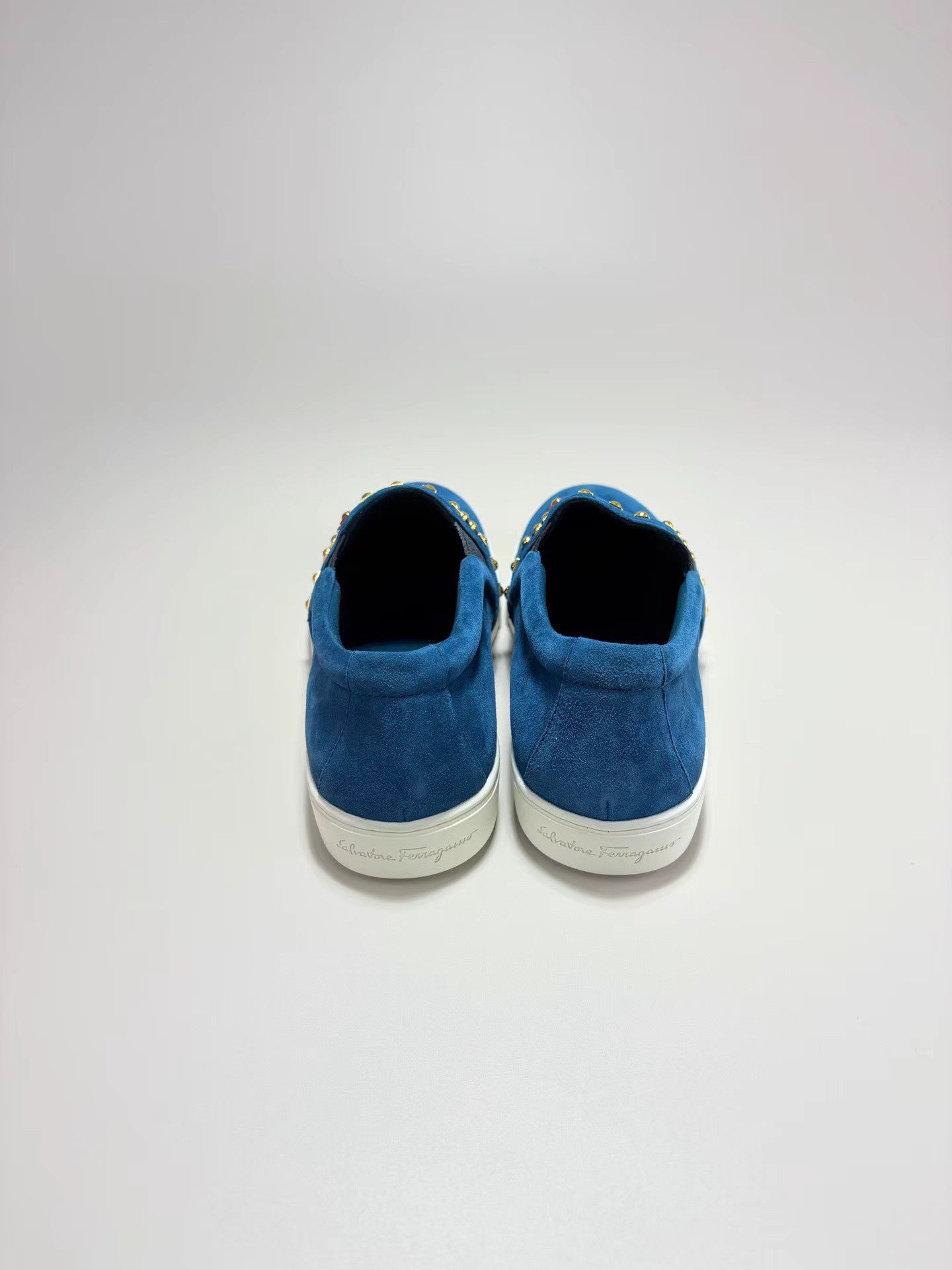 Salvatore Ferragamo FERRAGAMO Studded Suede Slip-On Low-Top Sneakers K1 Size US 9 / EU 42 - 4 Thumbnail
