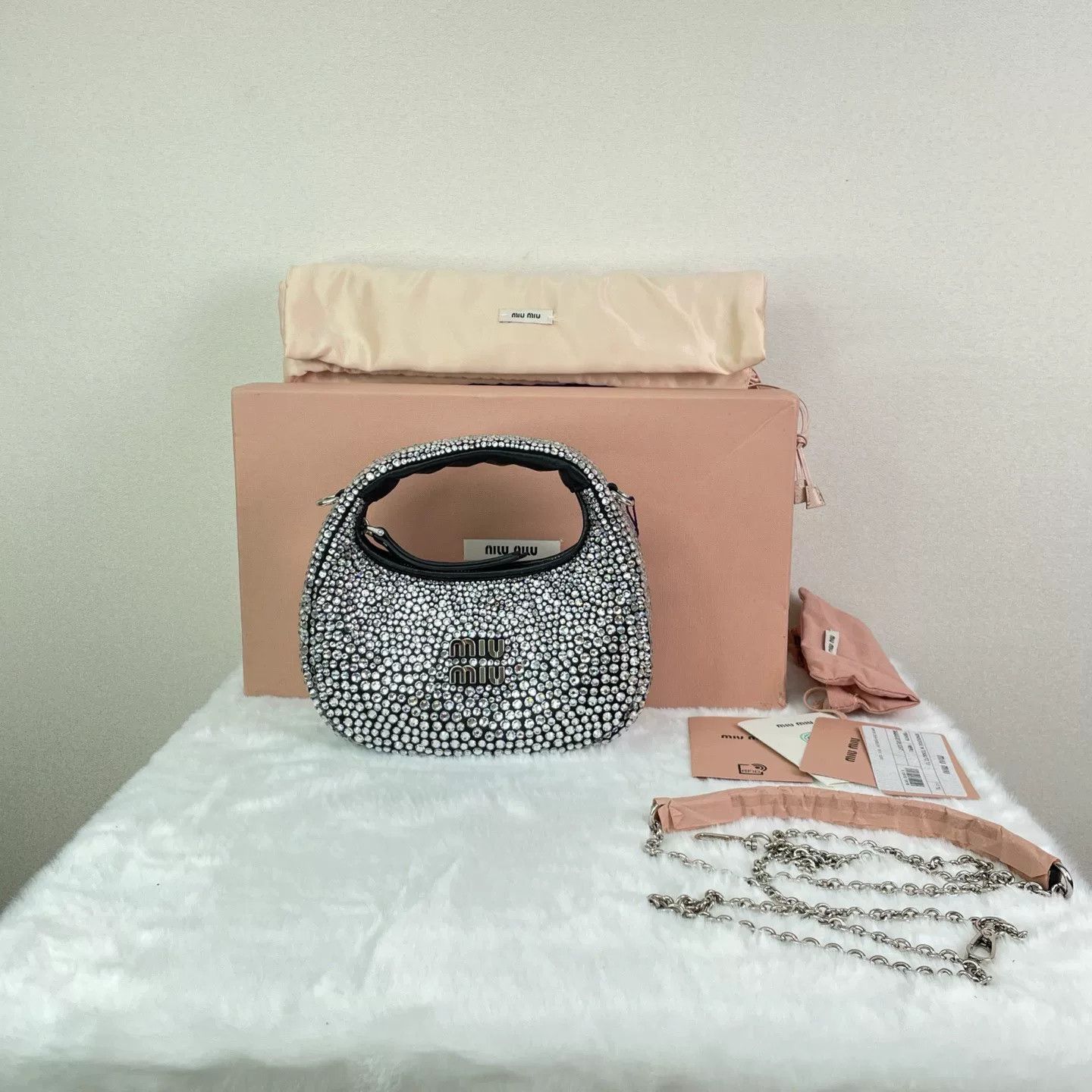 Miu Miu Pre-loved Bag Very good condition Size ONE SIZE - 1 Thumbnail