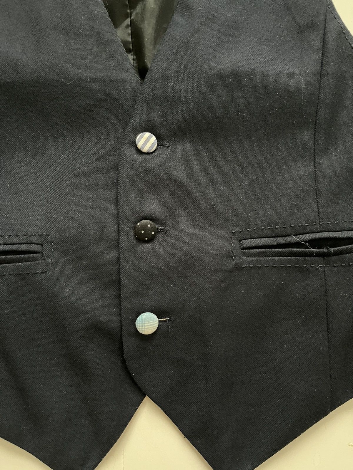 Insight Casual 3 Button Vest, PolyBlend, Men US Small, Brand=Insight Size US S / EU 44-46 / 1 - 8 Thumbnail